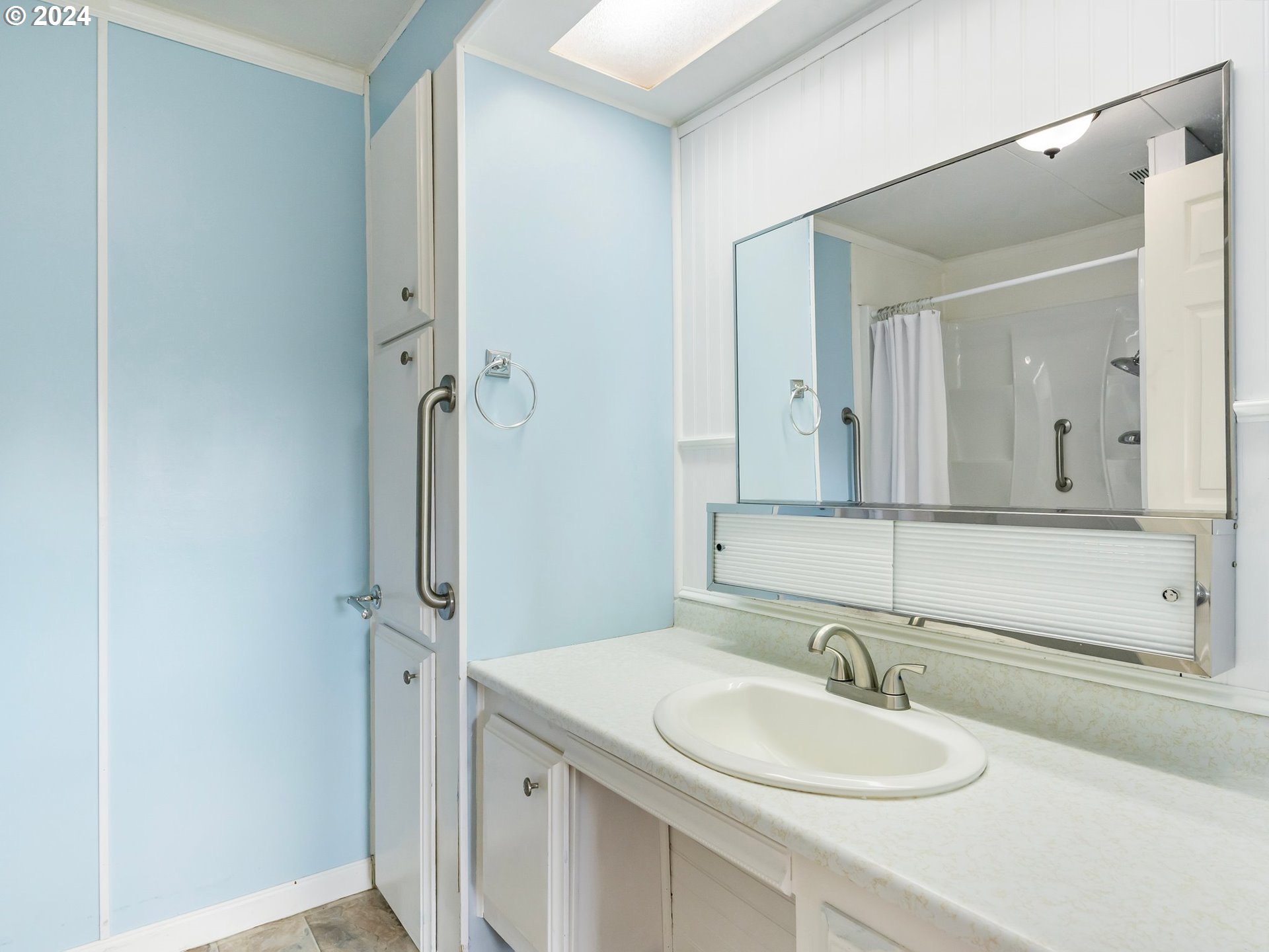 11694 SW ROYAL VILLA DR