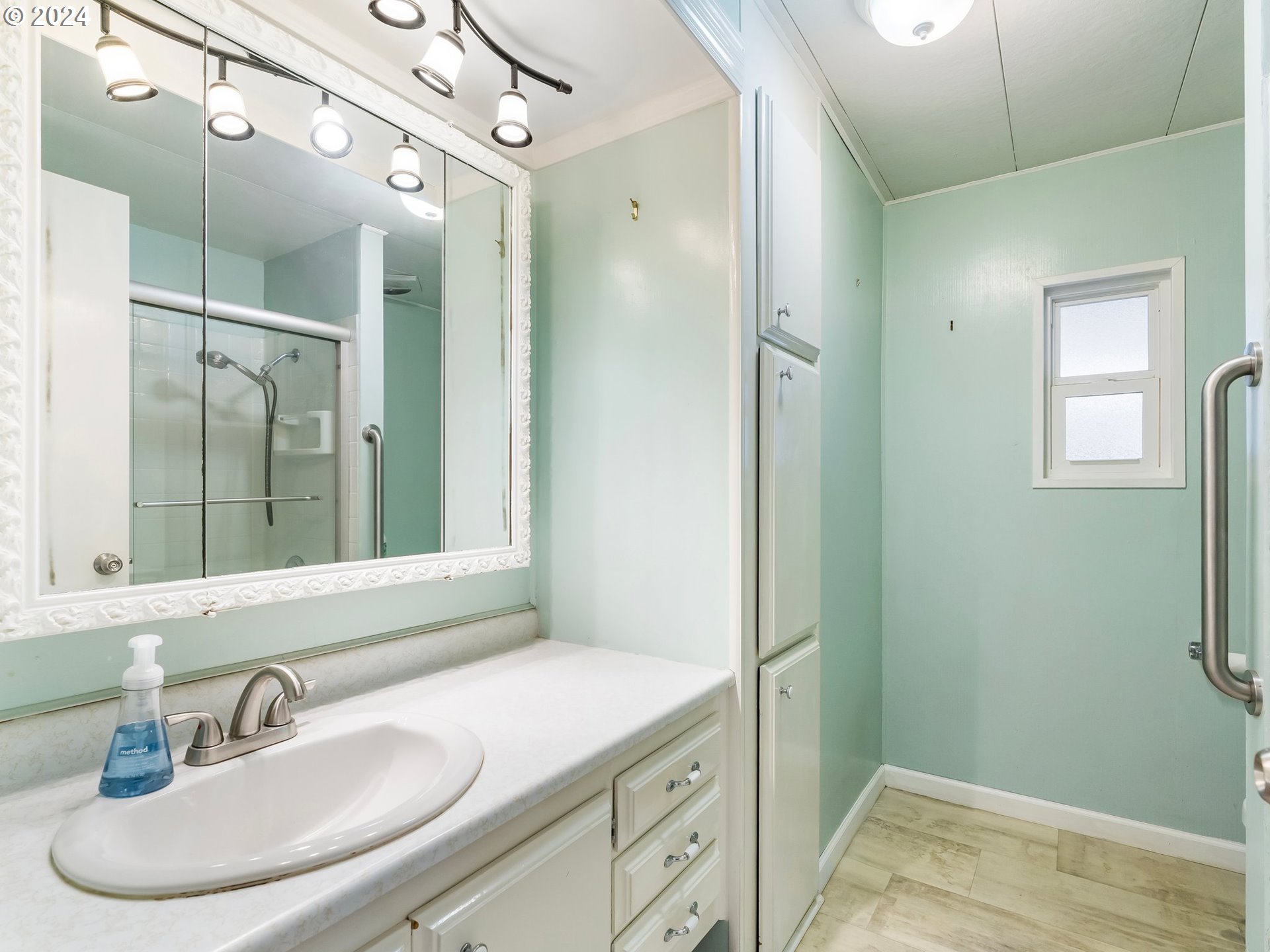 11694 SW ROYAL VILLA DR