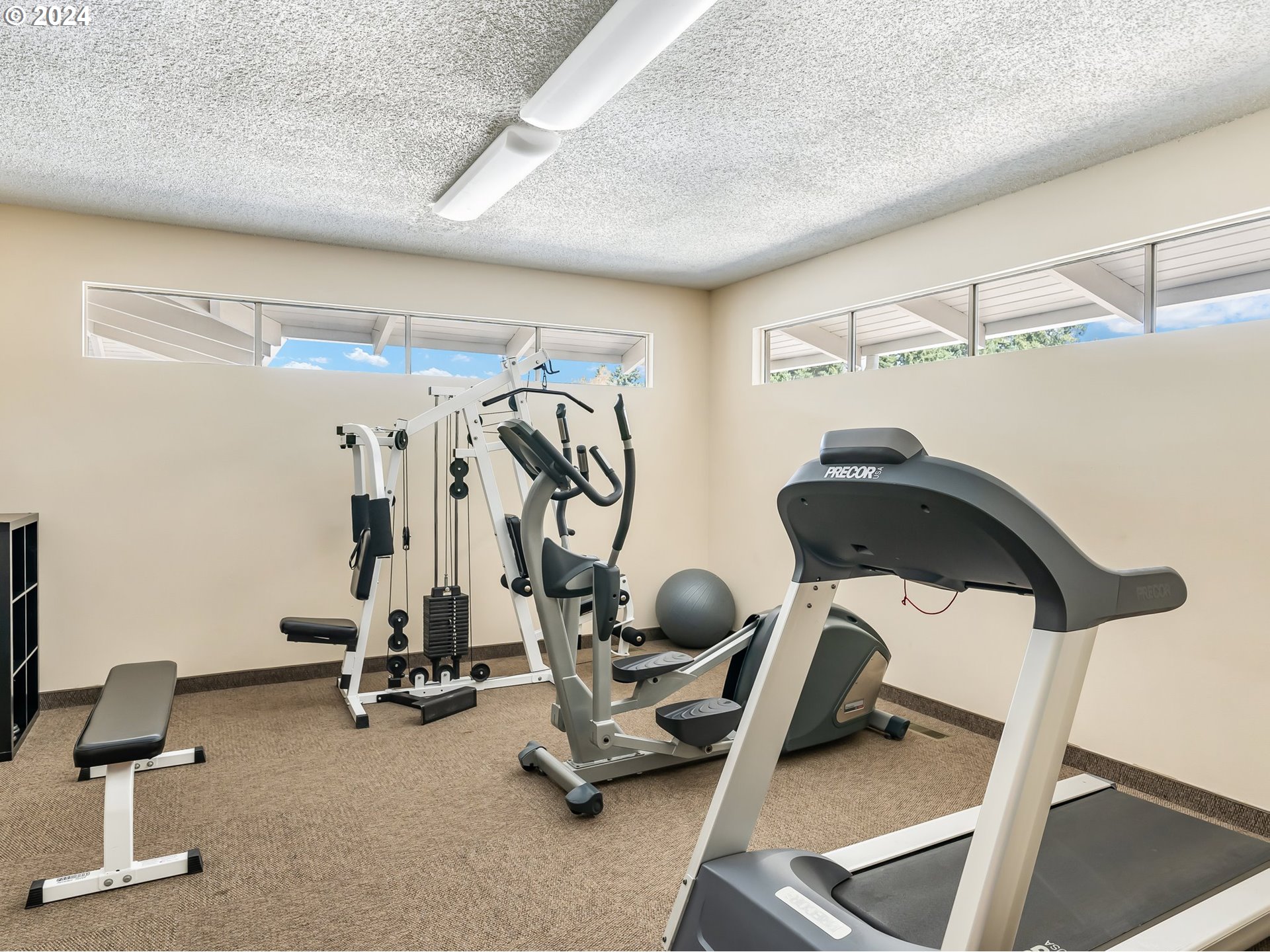 11694 SW ROYAL VILLA DR