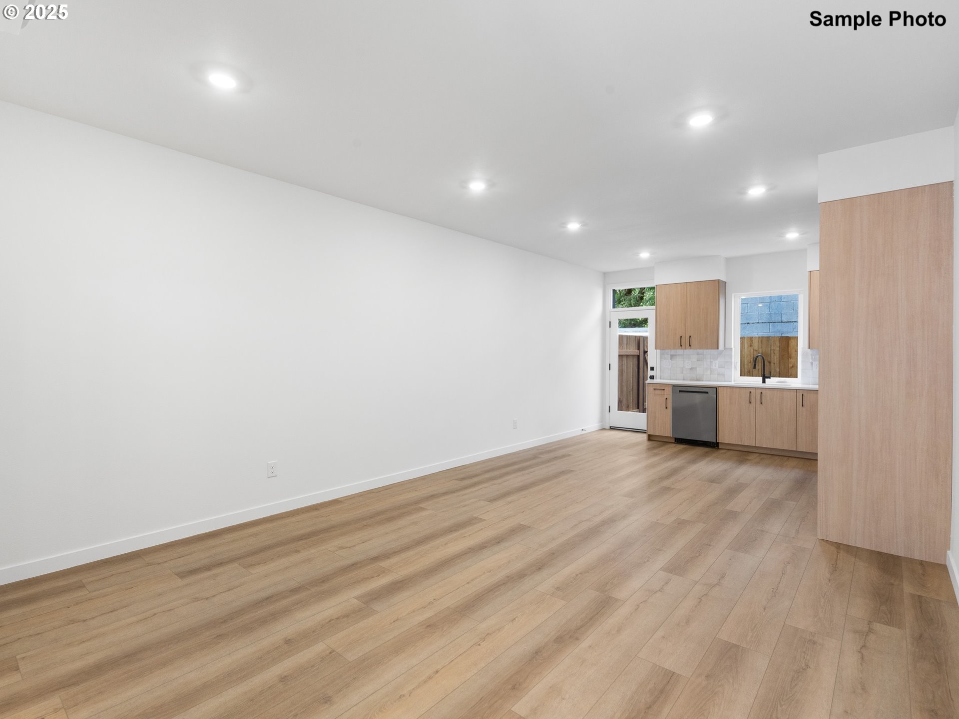 3843 N Willis BLVD 6, Portland Unit: 6