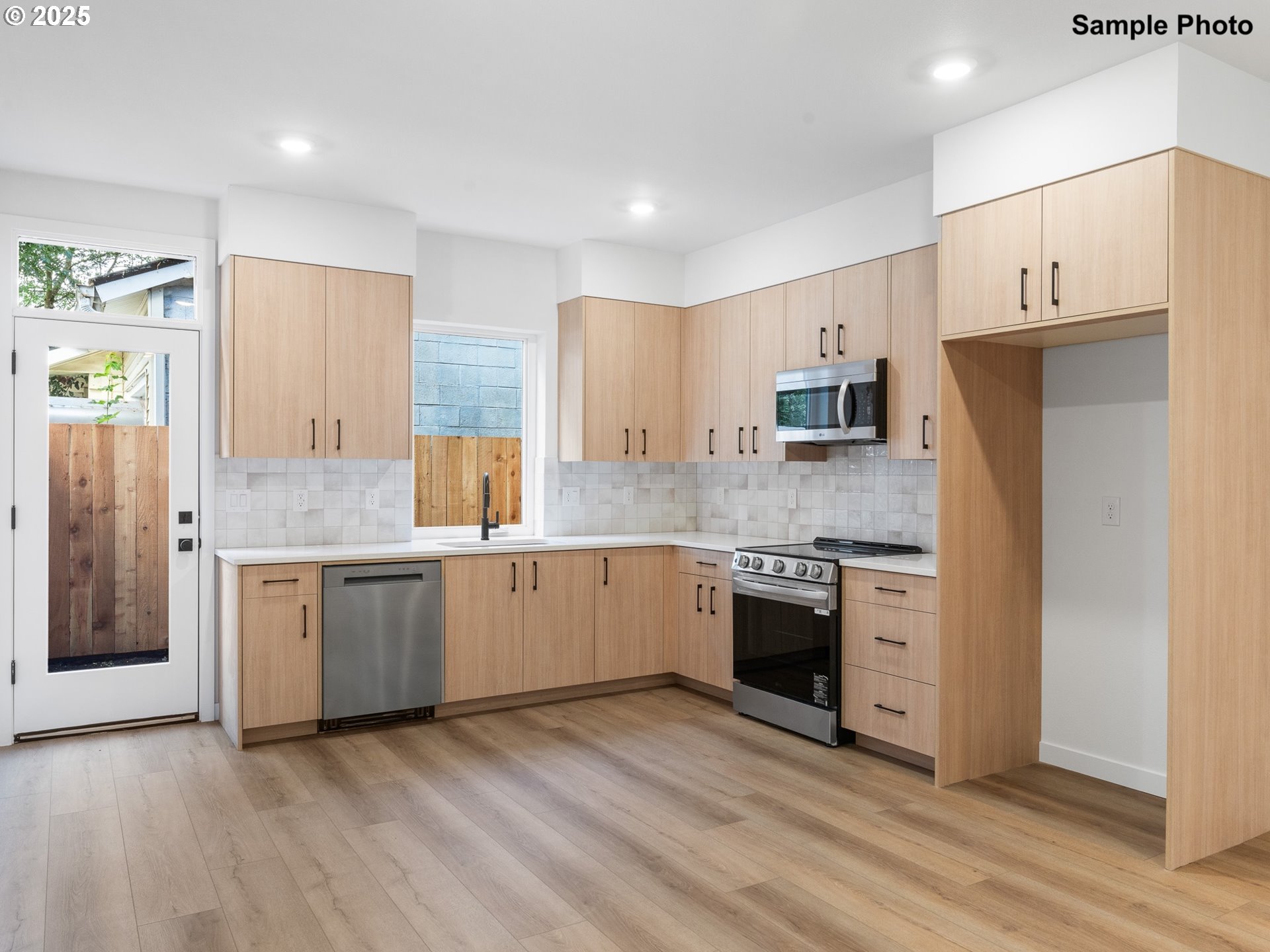 3843 N Willis BLVD 6, Portland Unit: 6