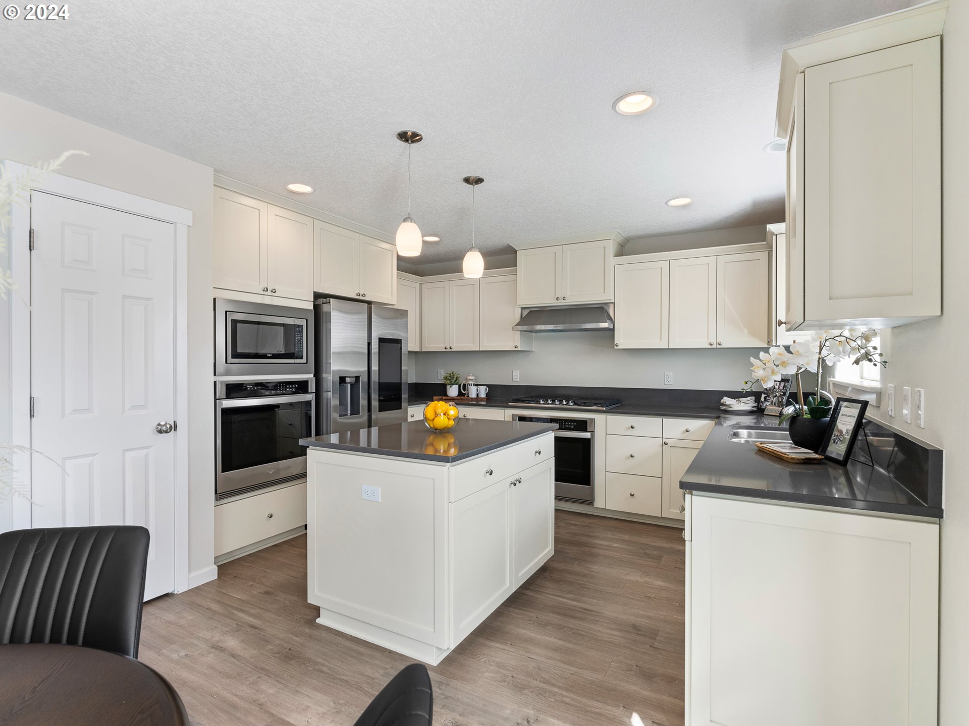 19590 VIEW DR