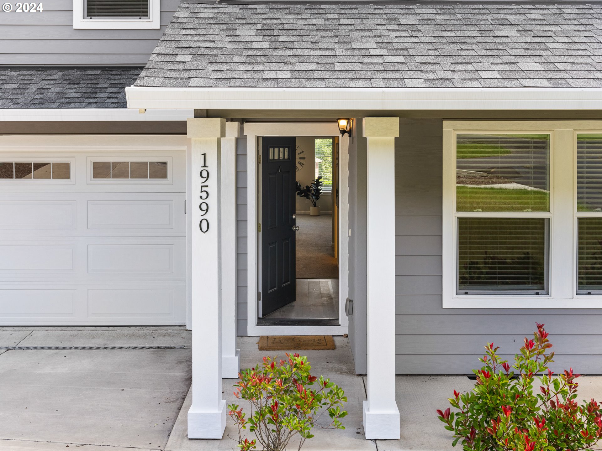 19590 VIEW DR