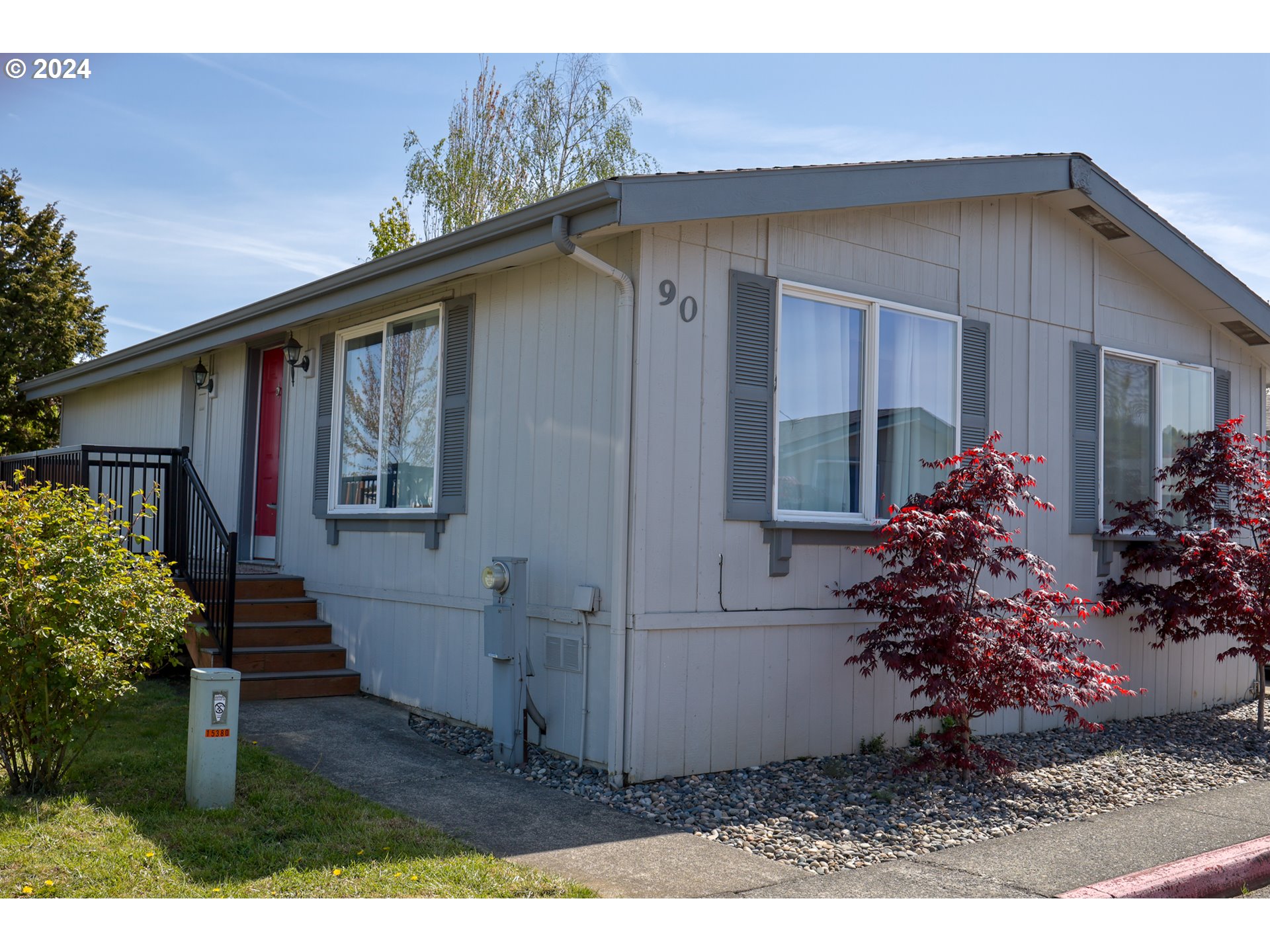 1949 SE PALMQUIST RD 90