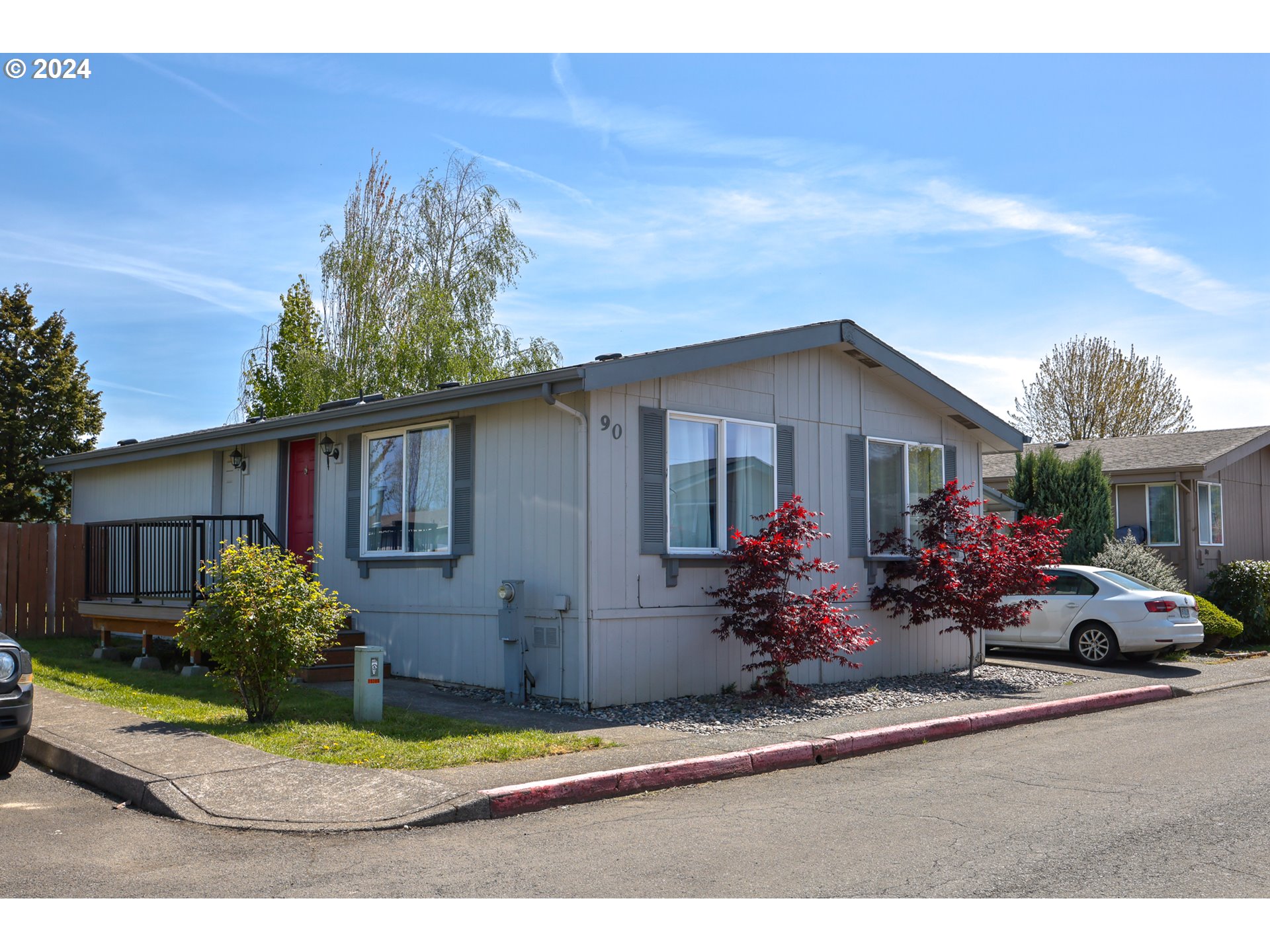 1949 SE PALMQUIST RD 90