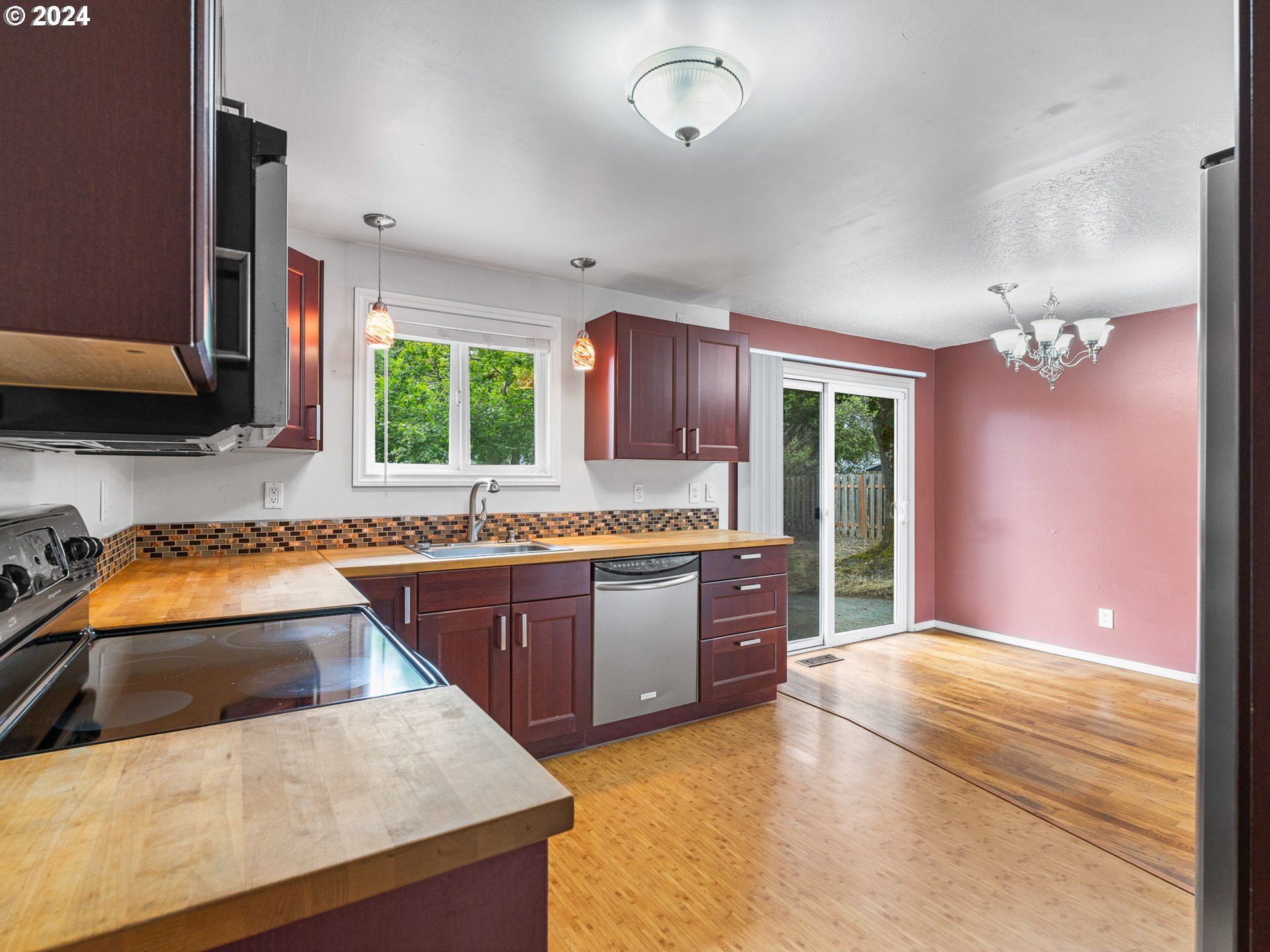 15322 SE HAWTHORNE CT