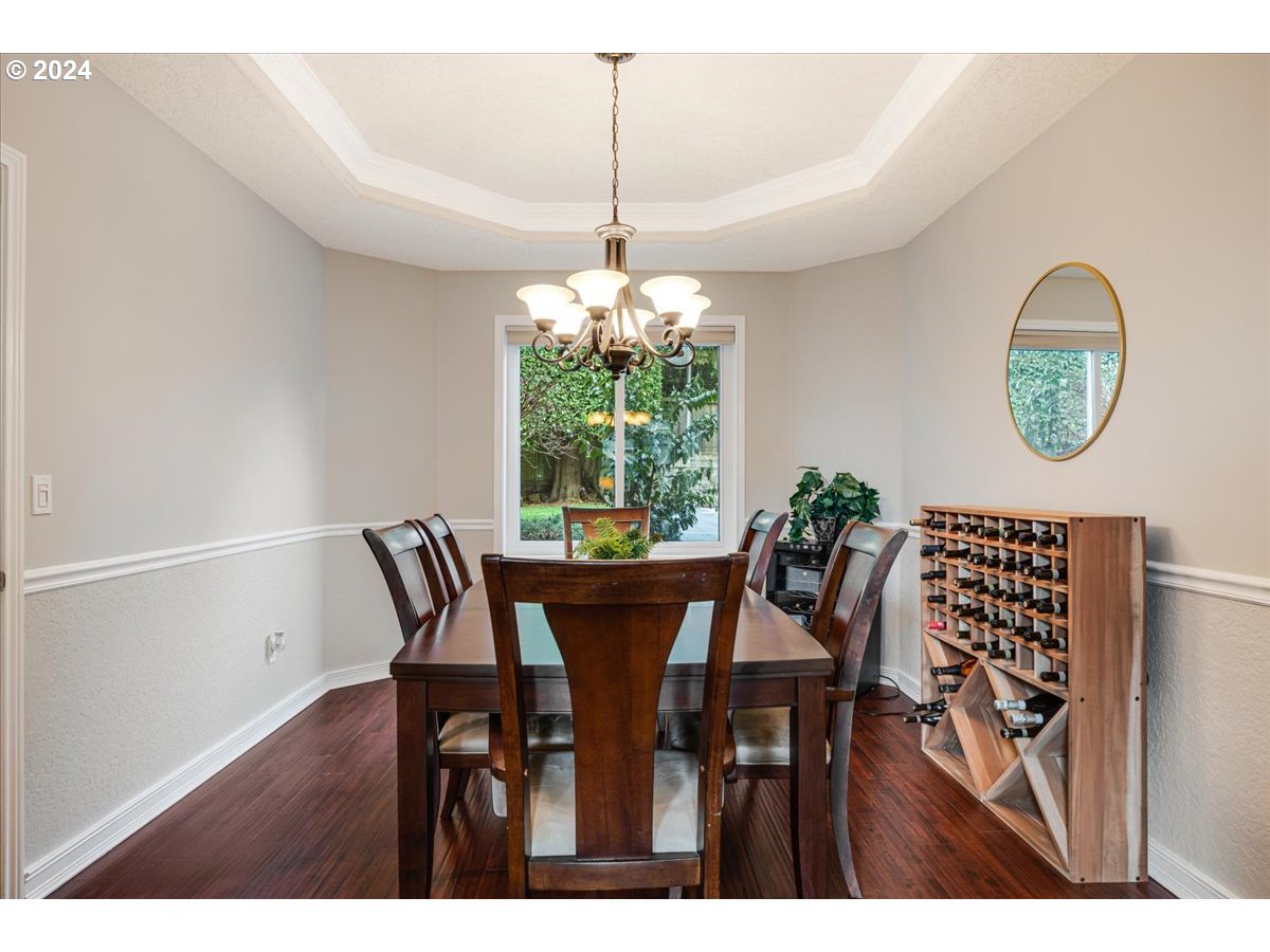 2109 CLUB HOUSE DR