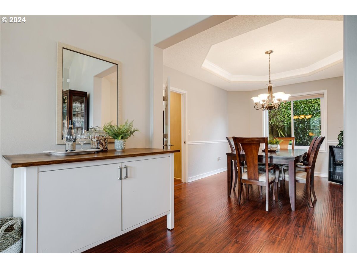 2109 CLUB HOUSE DR