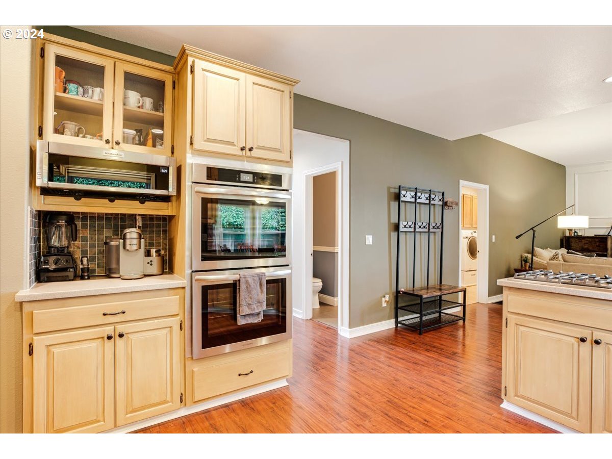 2109 CLUB HOUSE DR