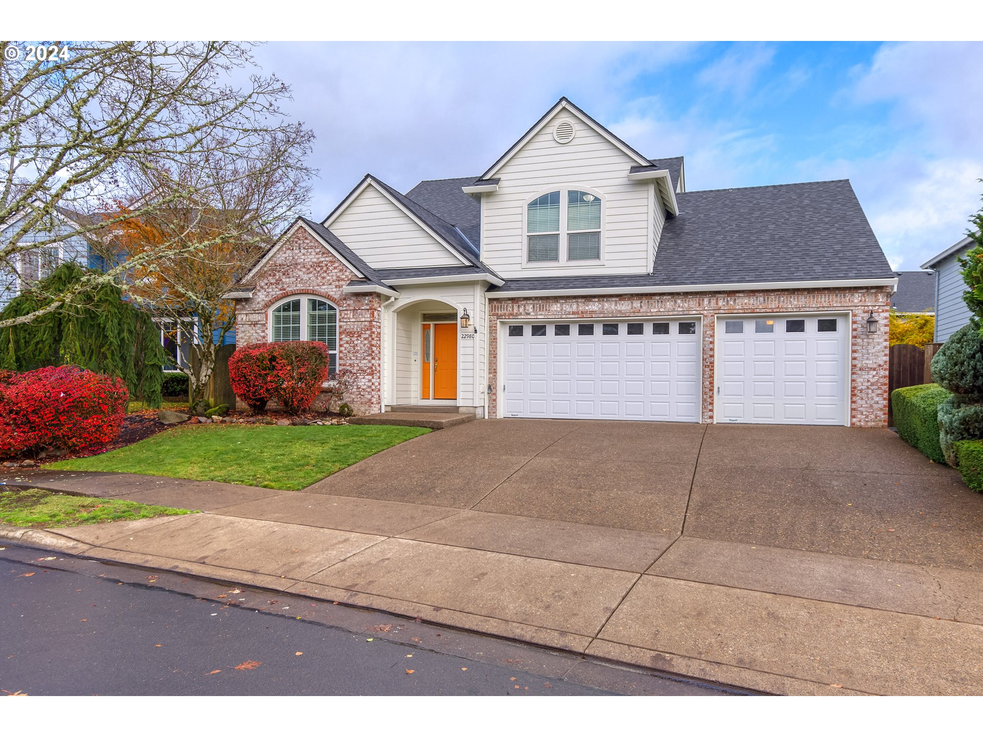 22980 SW SAUNDERS DR