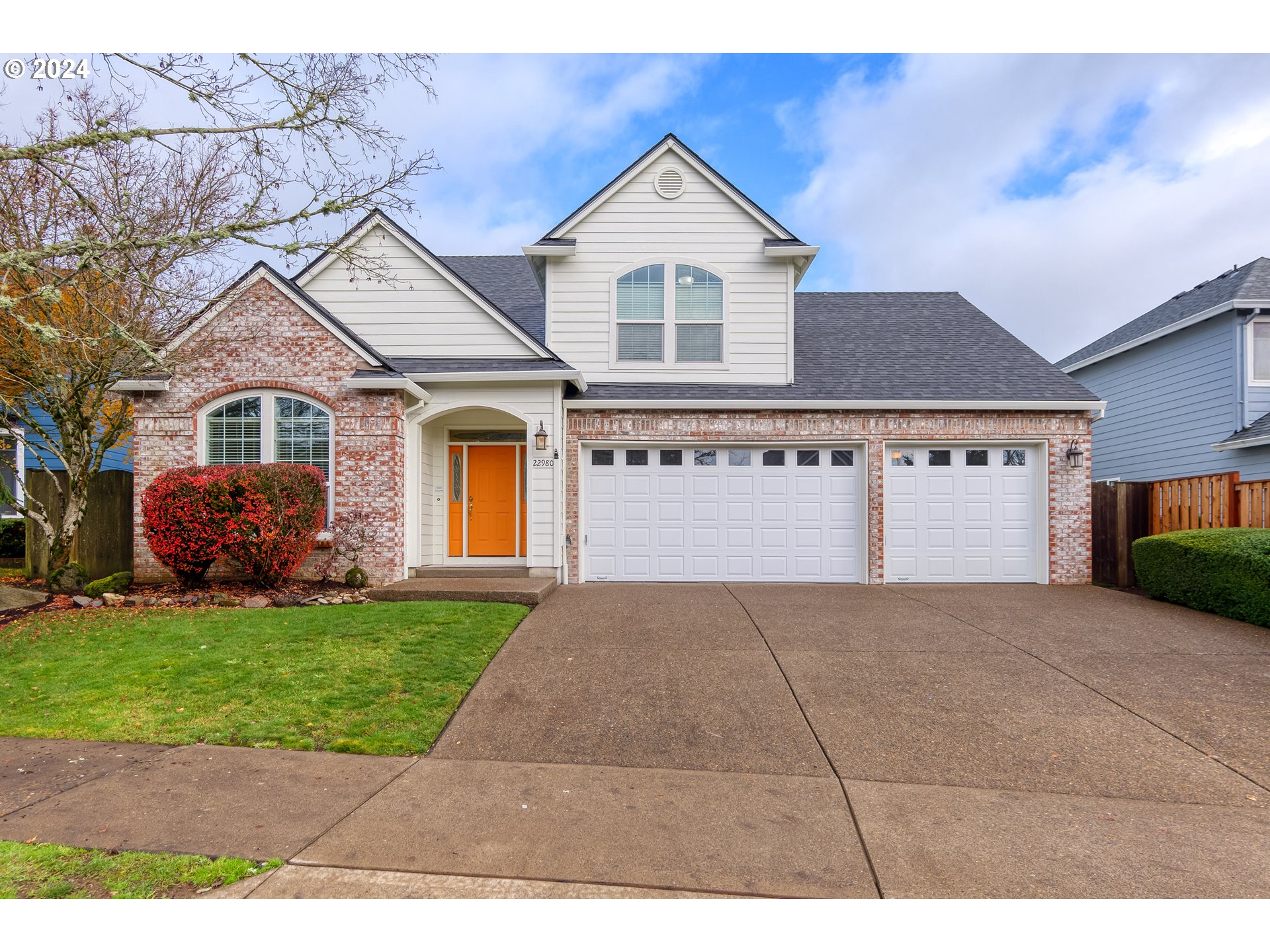 22980 SW SAUNDERS DR