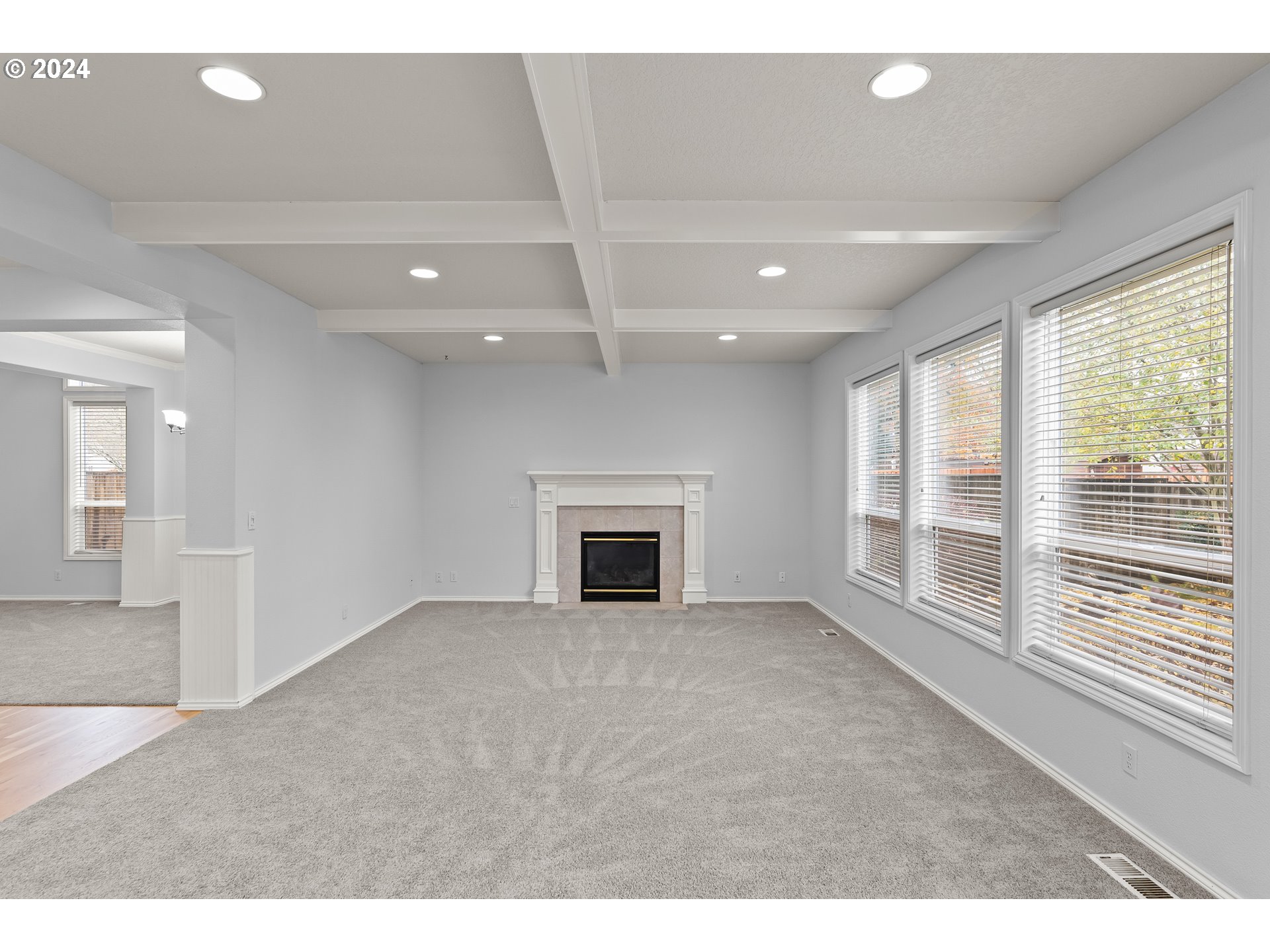 22980 SW SAUNDERS DR