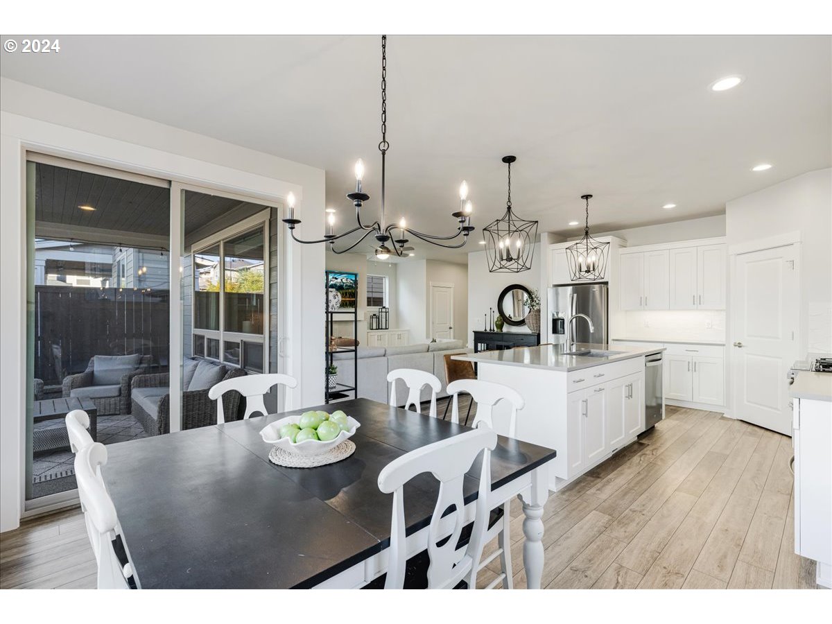 7319 SW WOODBURY LOOP