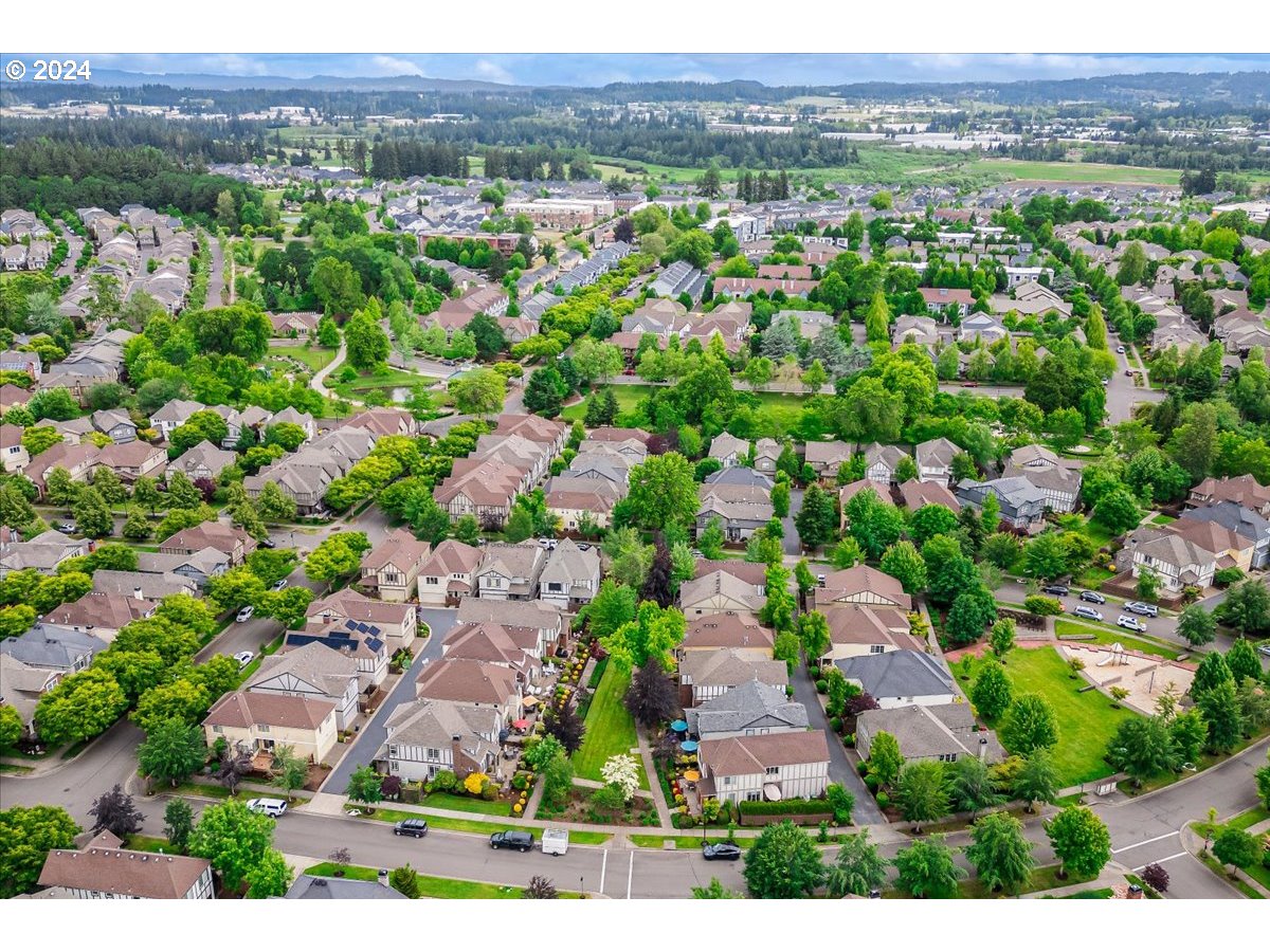 11742 SW GRENOBLE ST