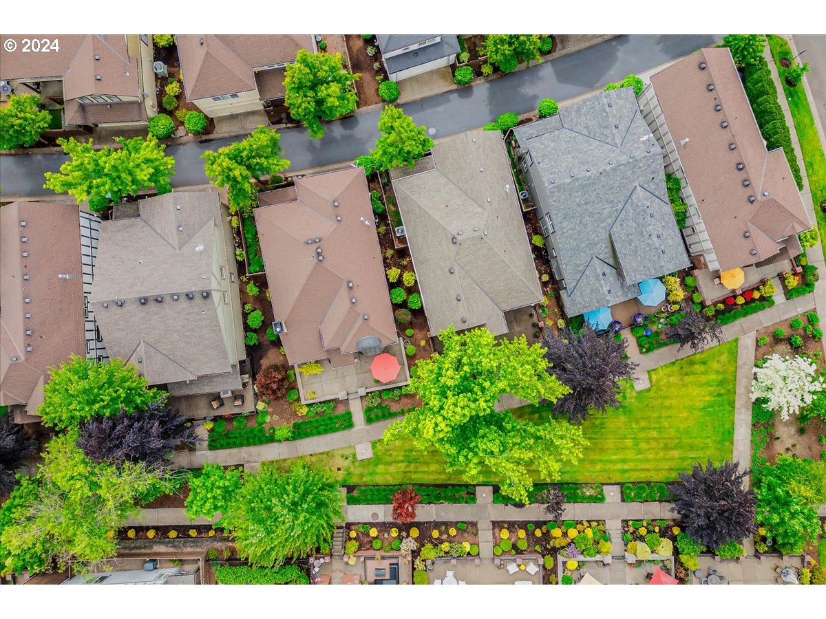 11742 SW GRENOBLE ST