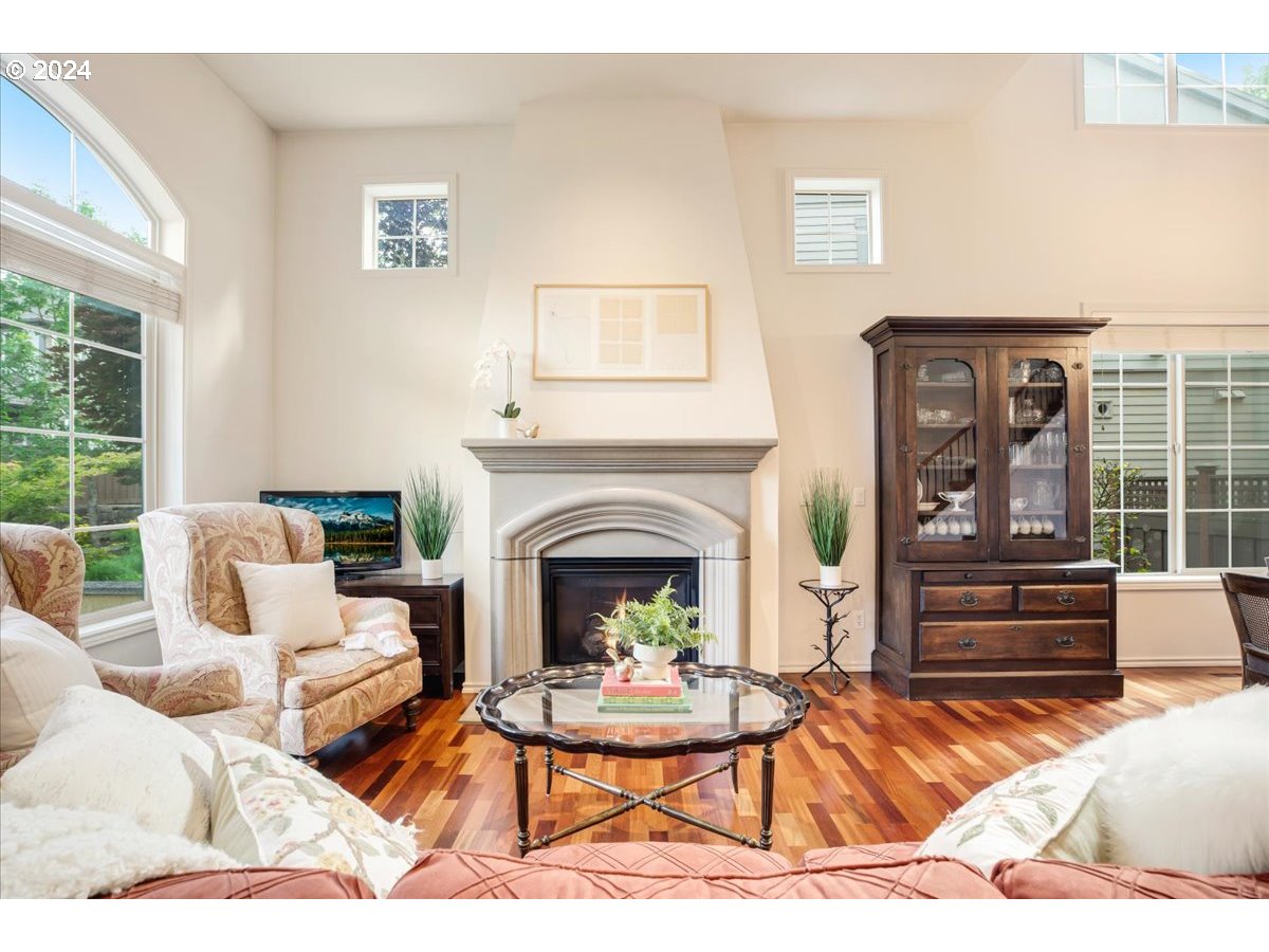 11742 SW GRENOBLE ST