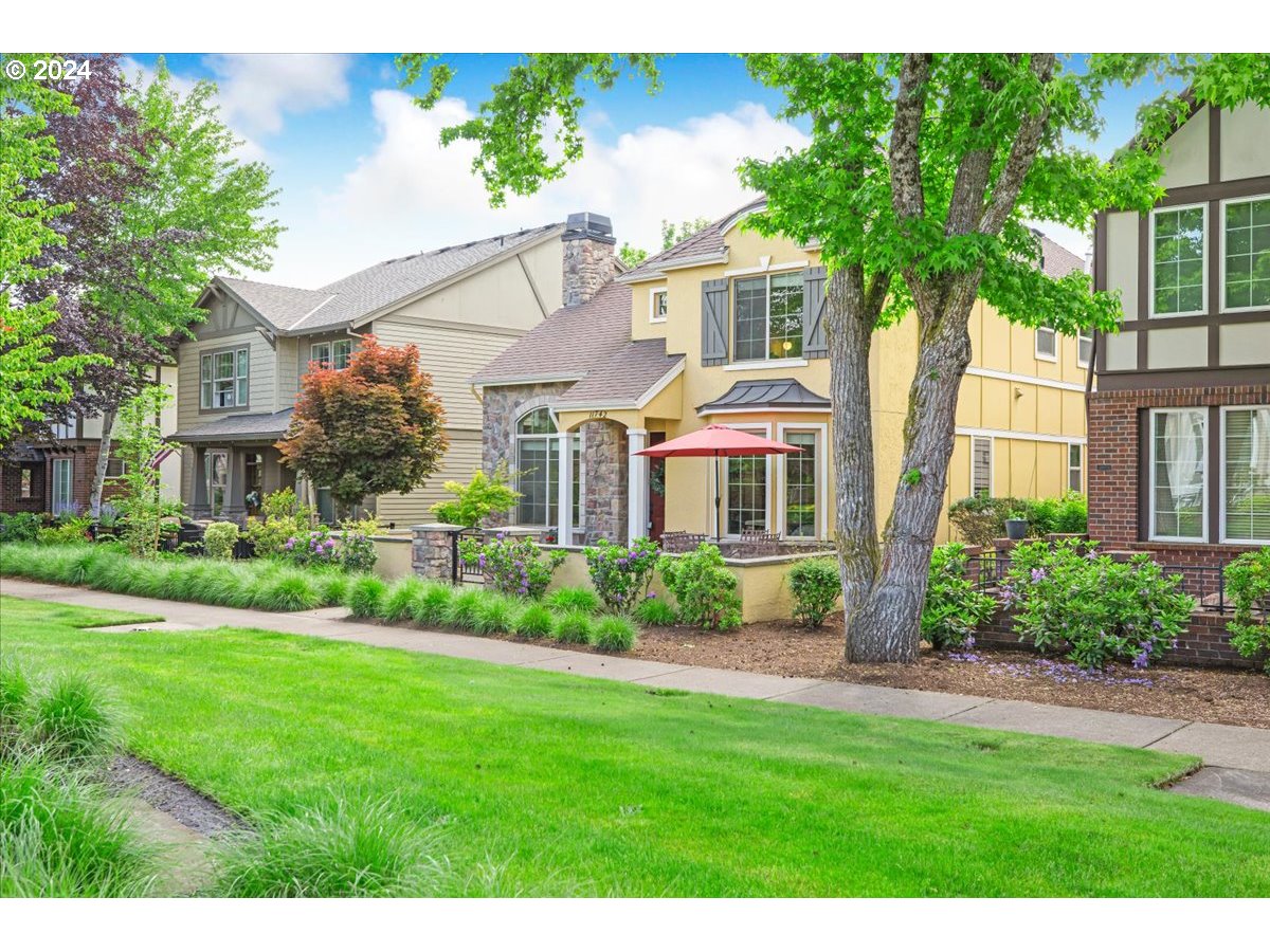 11742 SW GRENOBLE ST