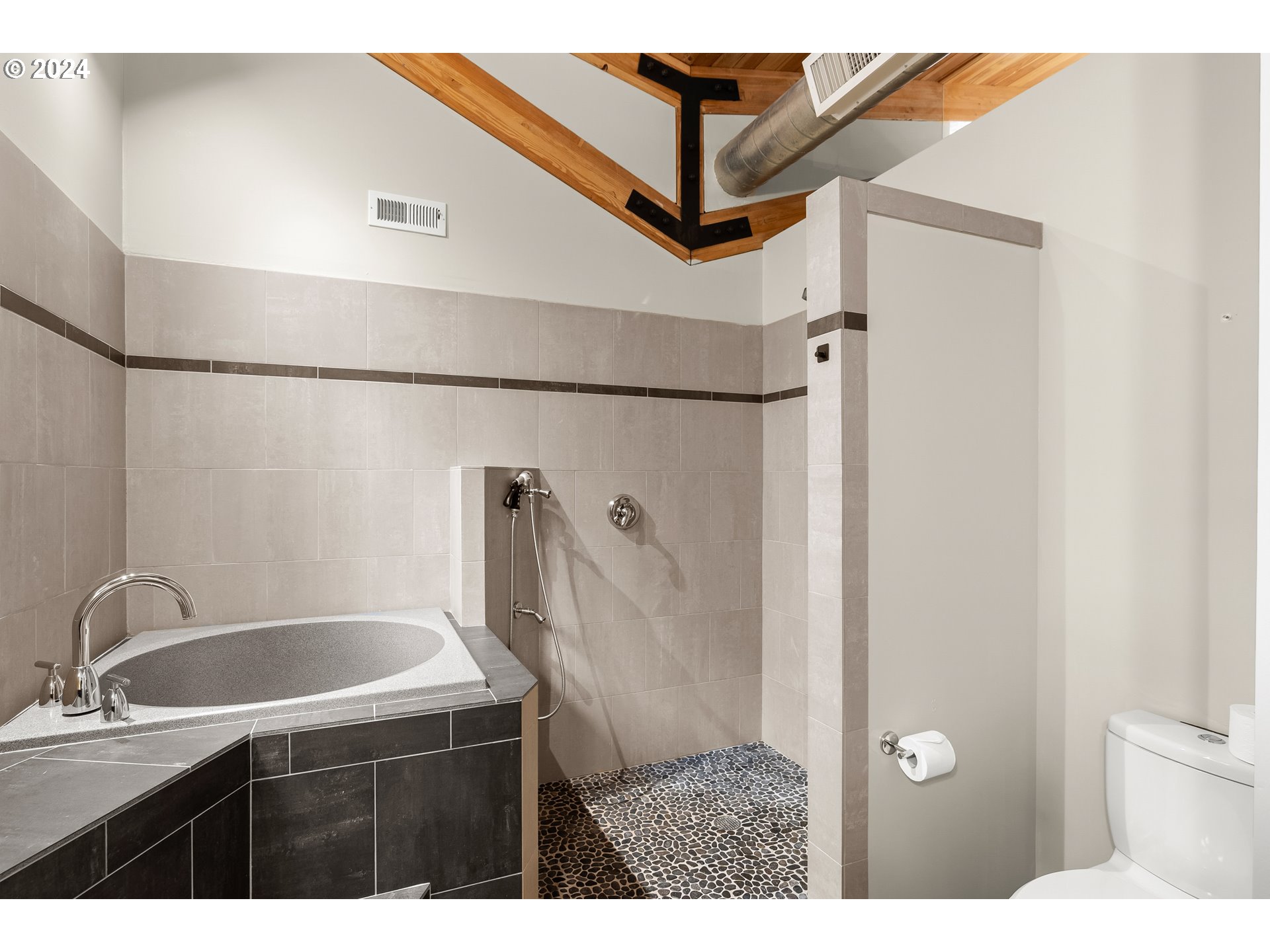 1442 SW TAYLORS FERRY RD