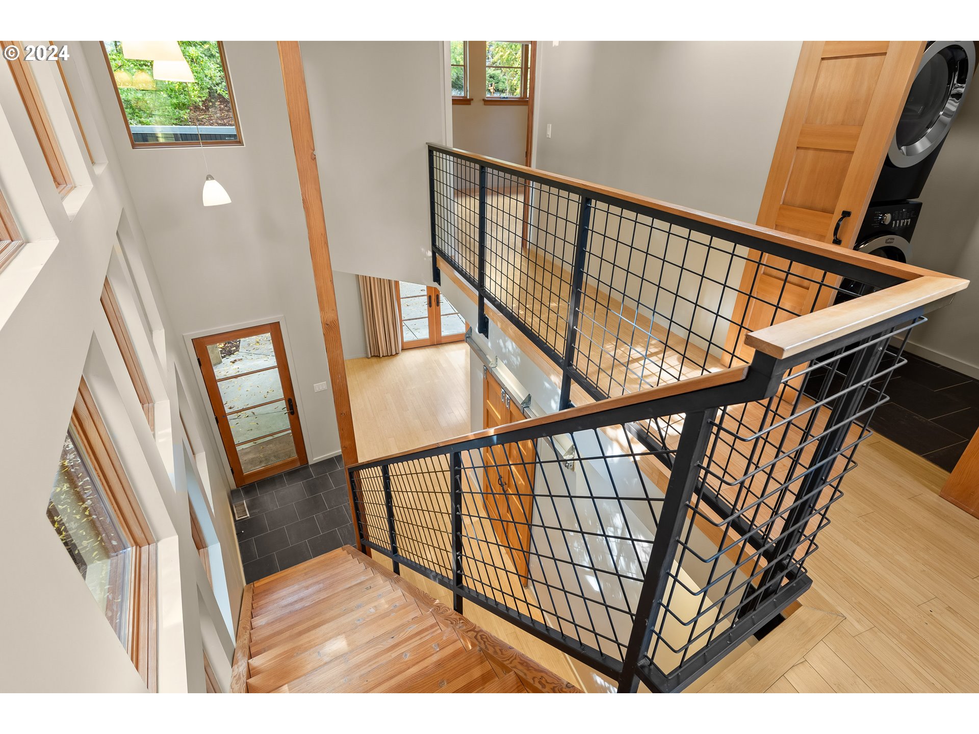 1442 SW TAYLORS FERRY RD