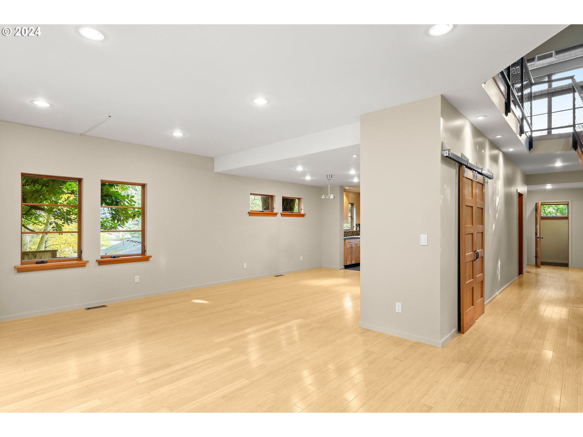 1442 SW TAYLORS FERRY RD