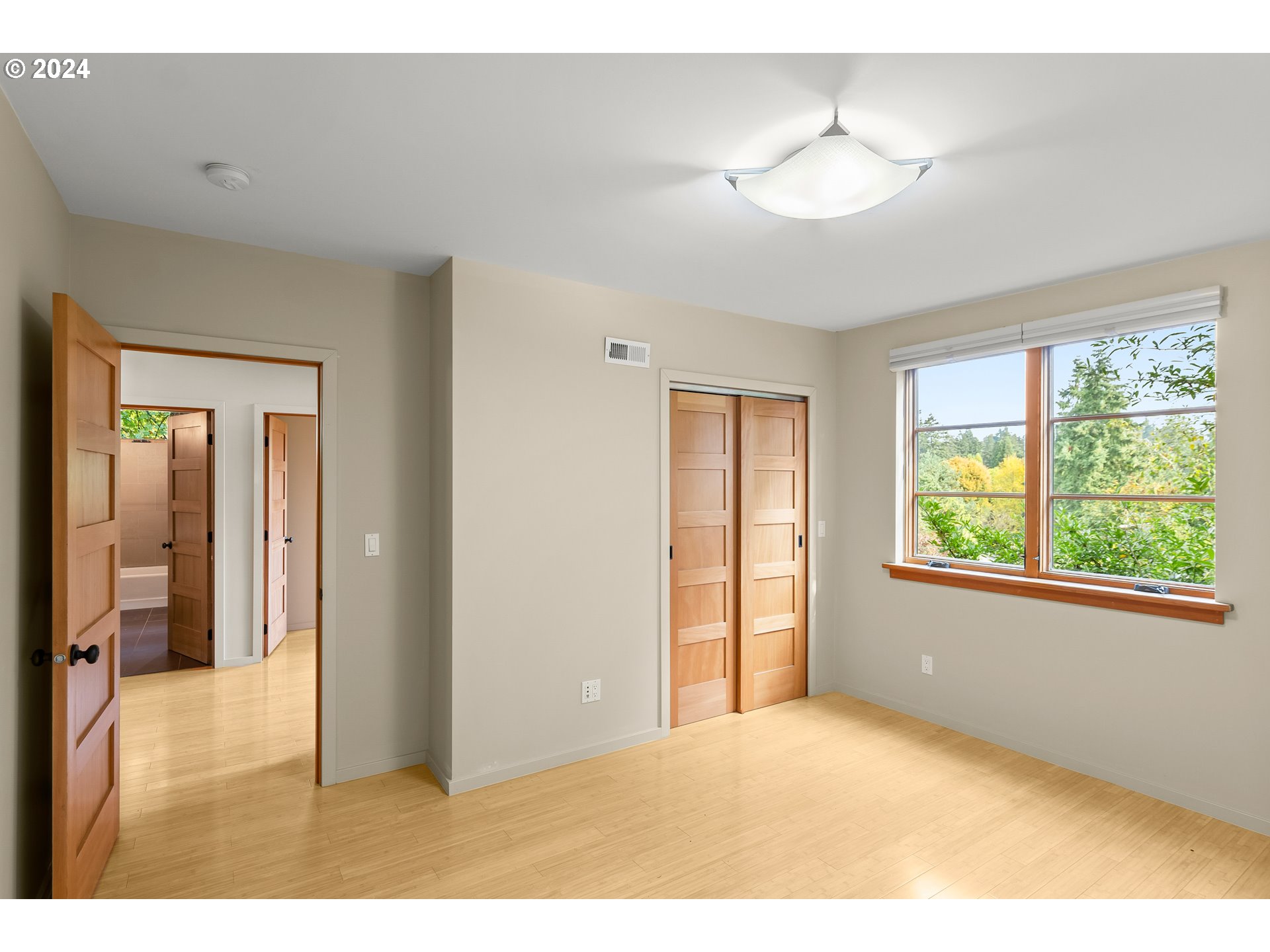 1442 SW TAYLORS FERRY RD