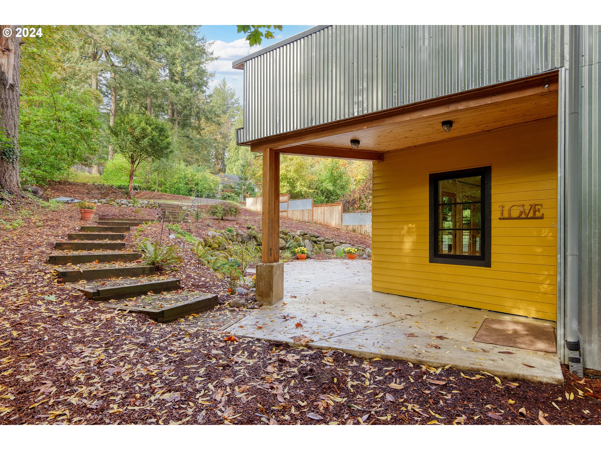 1442 SW TAYLORS FERRY RD