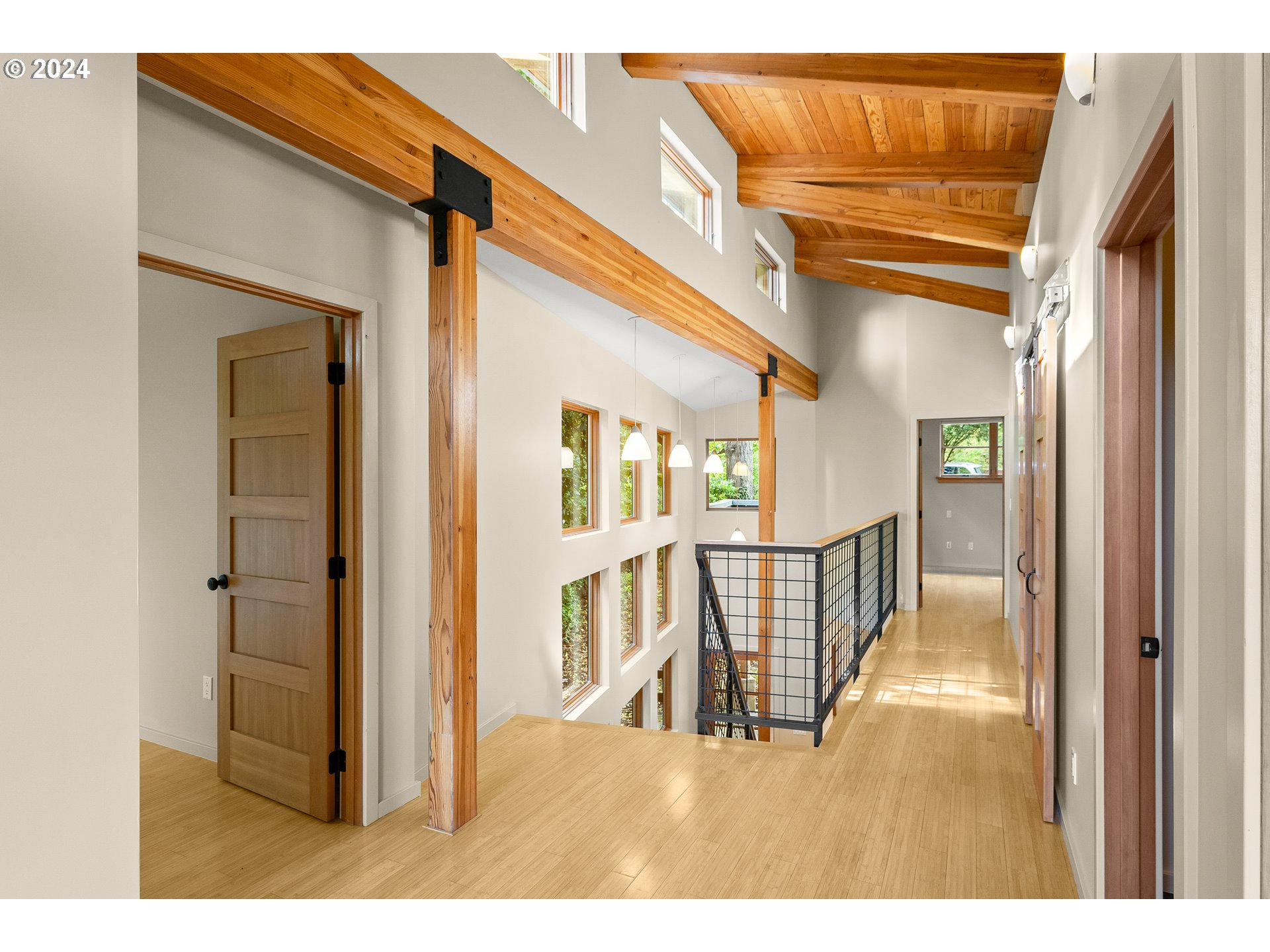 1442 SW TAYLORS FERRY RD