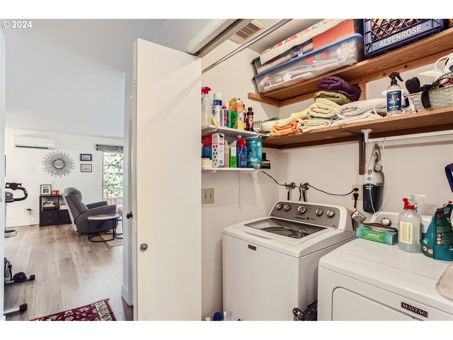 86 KINGSGATE RD D106