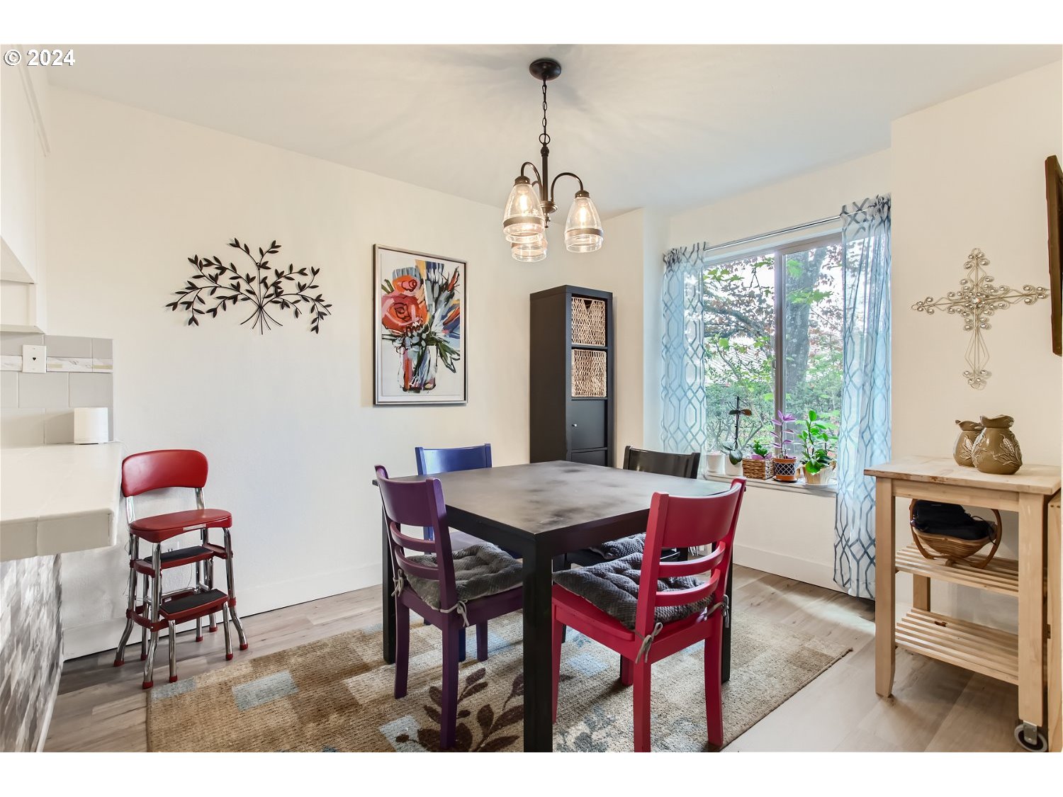 86 KINGSGATE RD D106