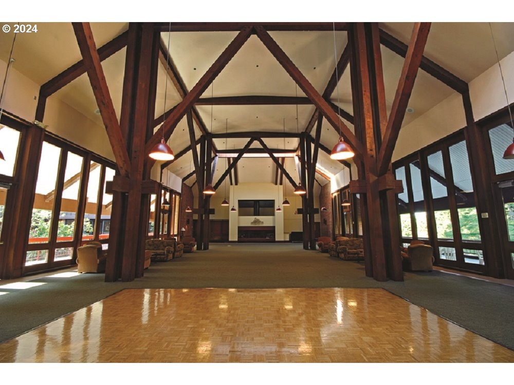 86 KINGSGATE RD D106