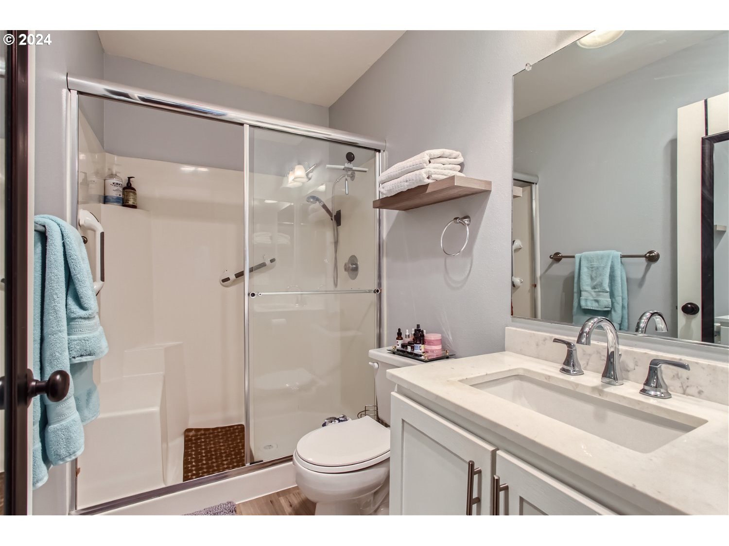 86 KINGSGATE RD D106