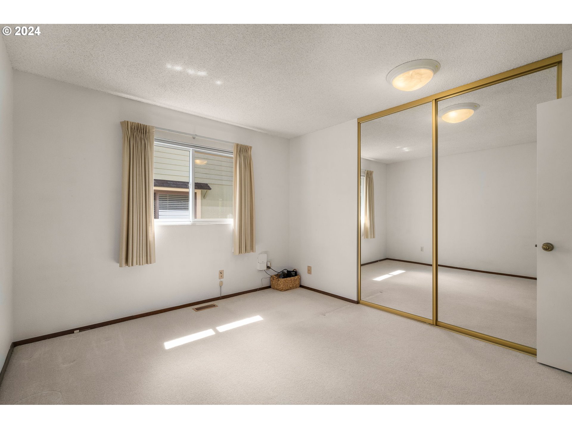 15293 SW ALDERBROOK PL