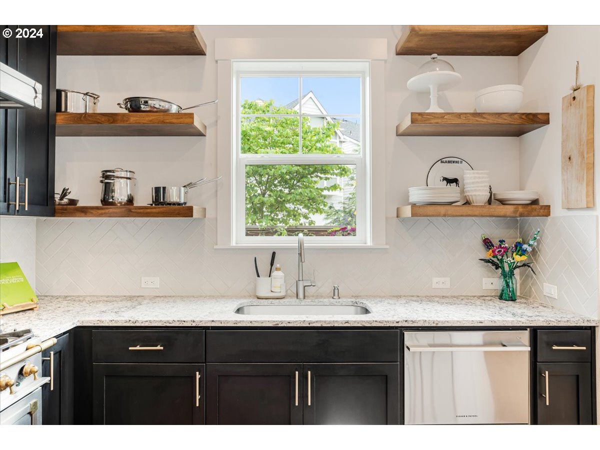 11750 SW VALENCIA LN