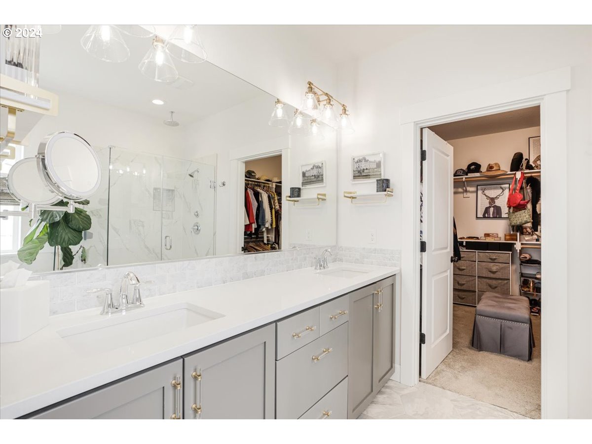 11750 SW VALENCIA LN