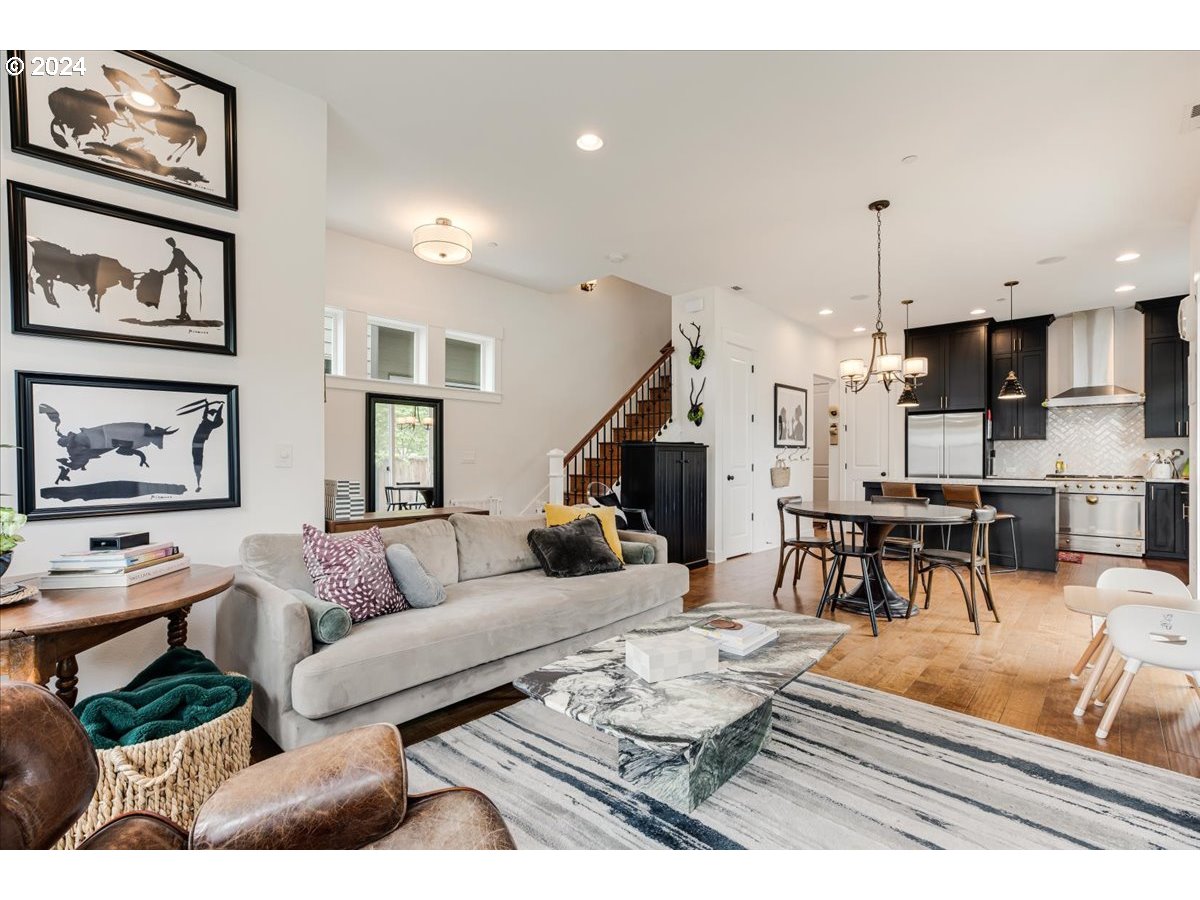 11750 SW VALENCIA LN