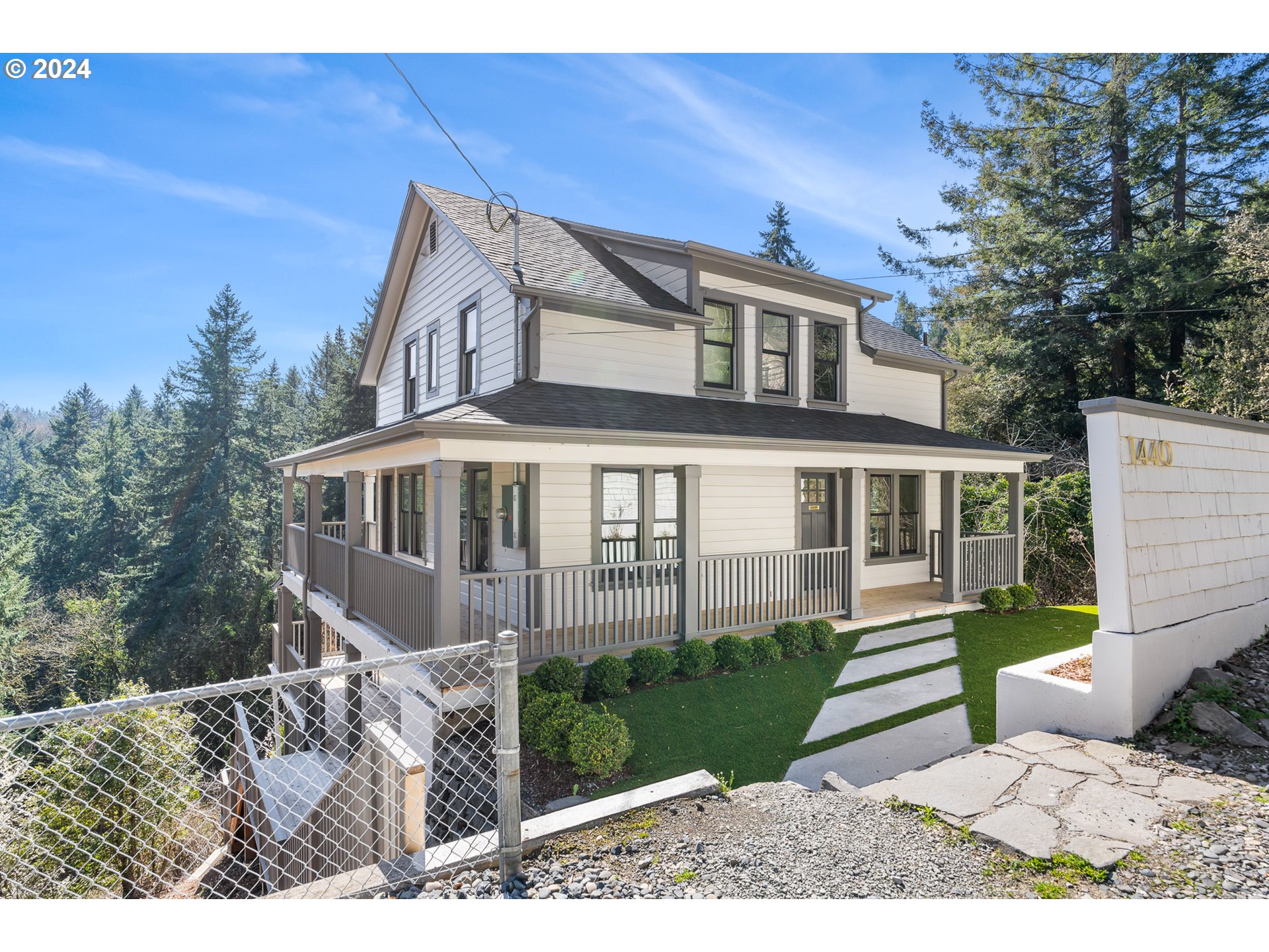 1440 SW BROADWAY DR, Portland