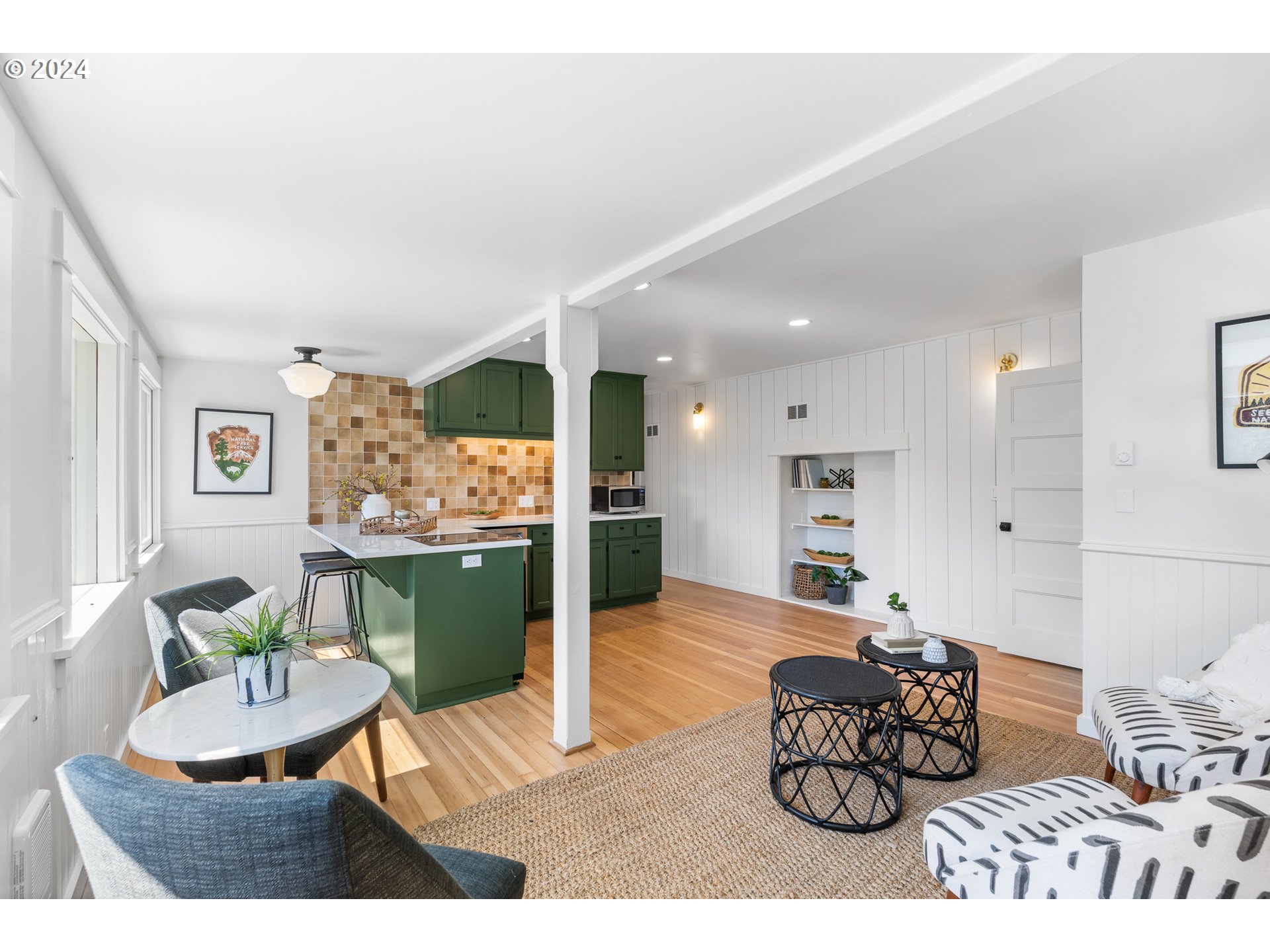 1440 SW BROADWAY DR, Portland