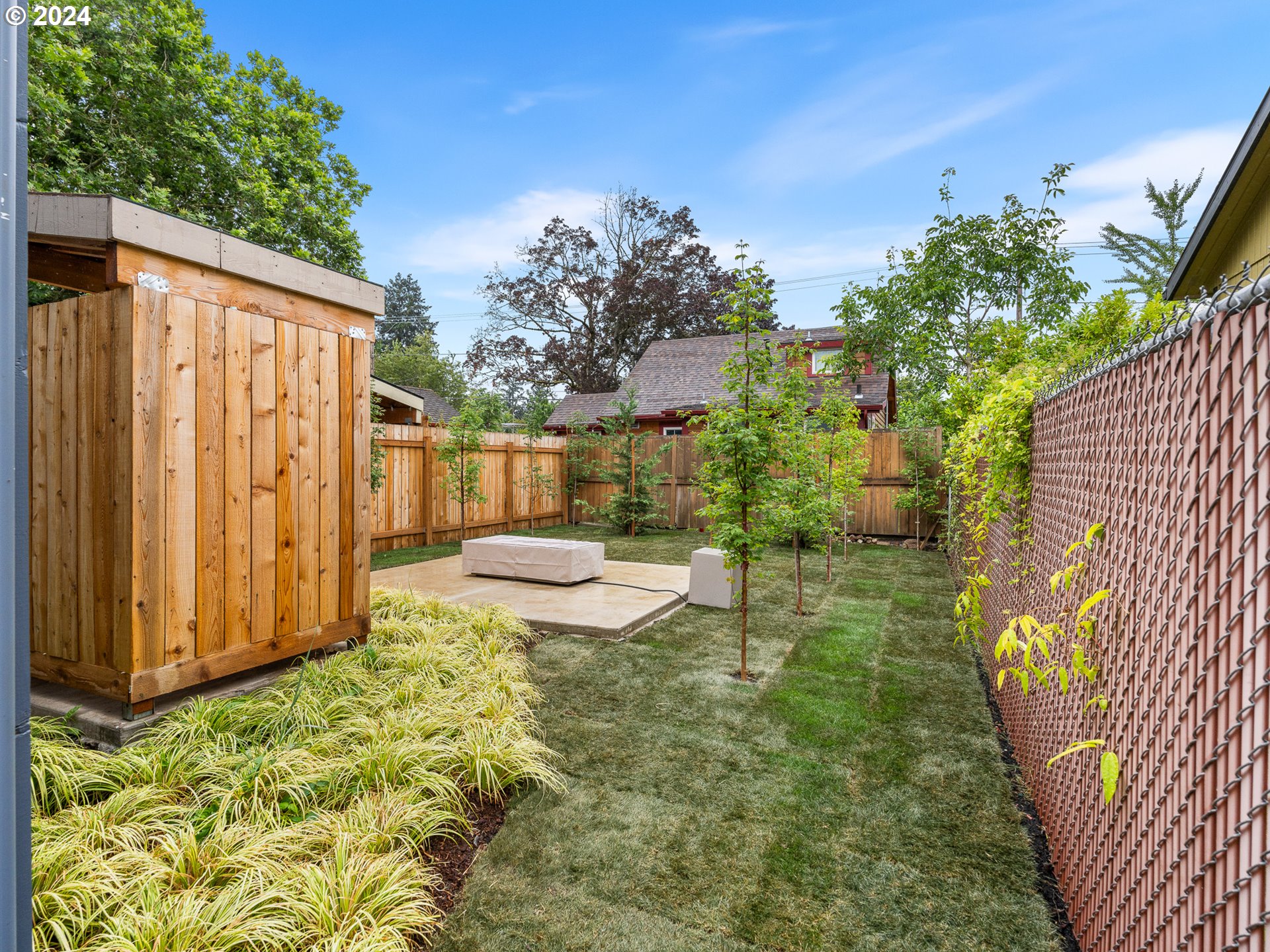 4861 NE Cully BLVD 3