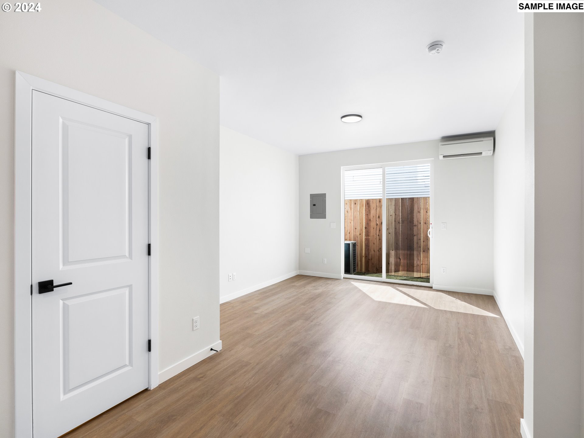 3562 NE Garfield AVE 7, Portland Unit: 7