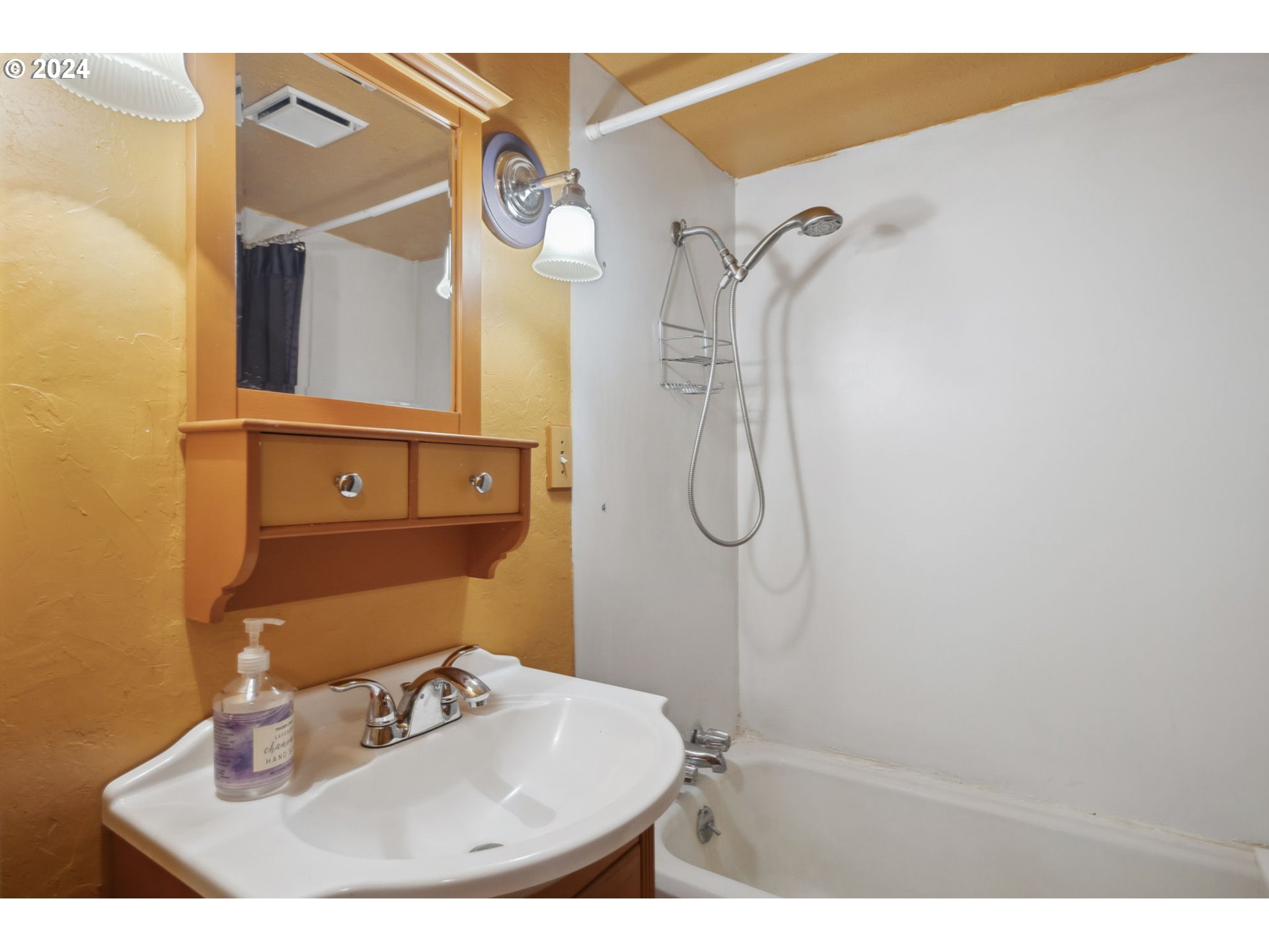 2829 SW SPRING GARDEN ST