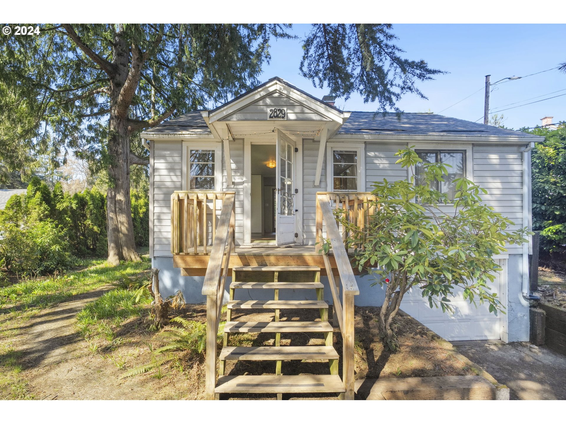 2829 SW SPRING GARDEN ST