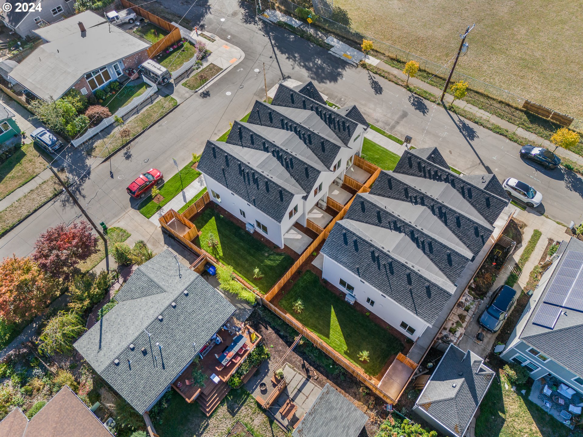 7116 NE 13th AVE 7