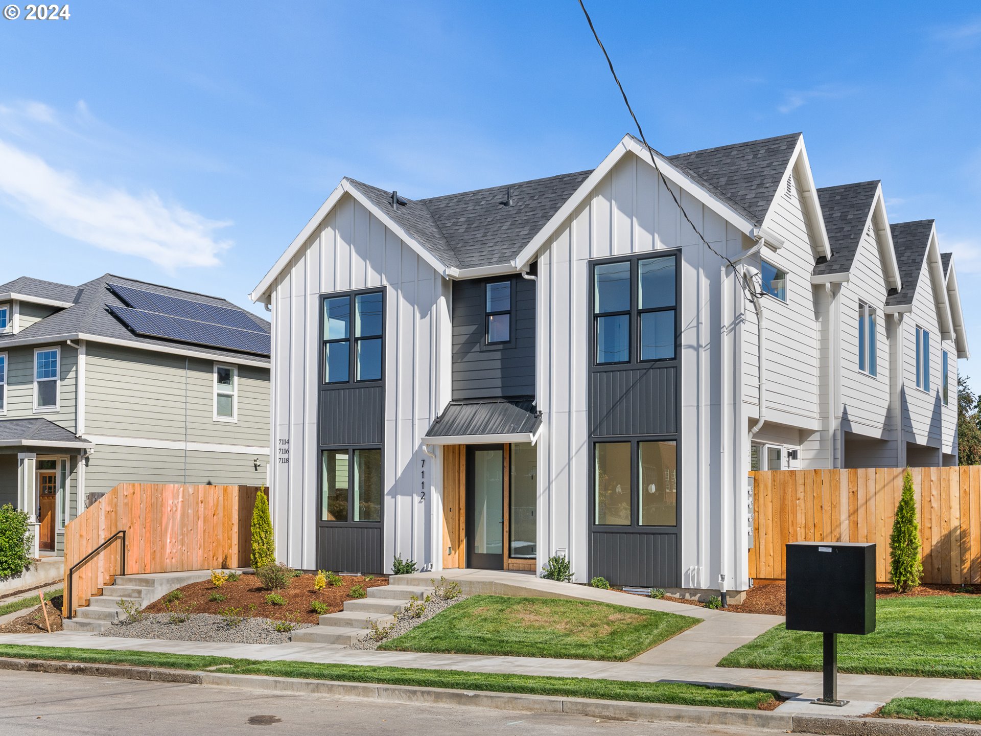 7116 NE 13th AVE 7