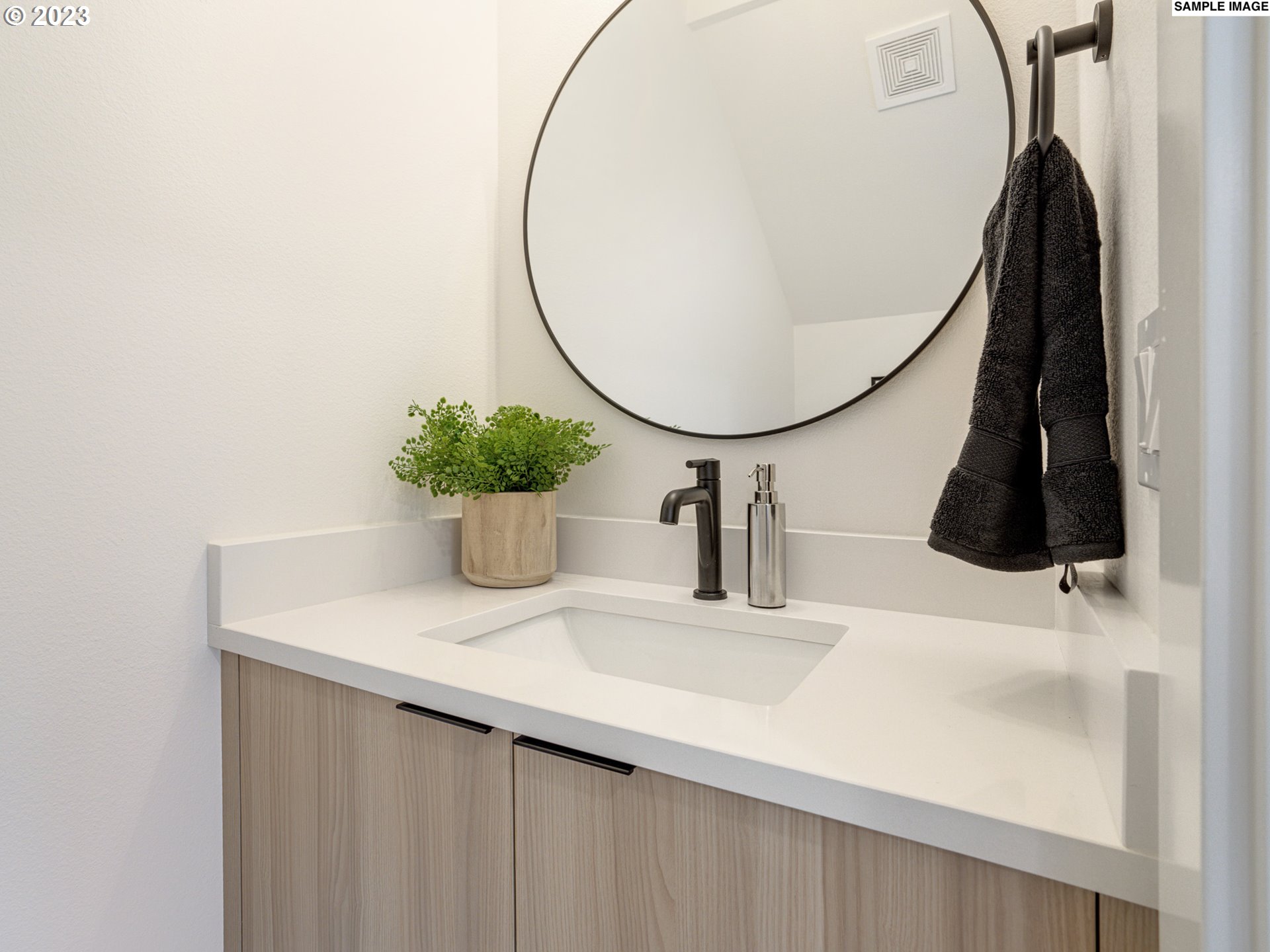 4132 NE Rodney AVE 2