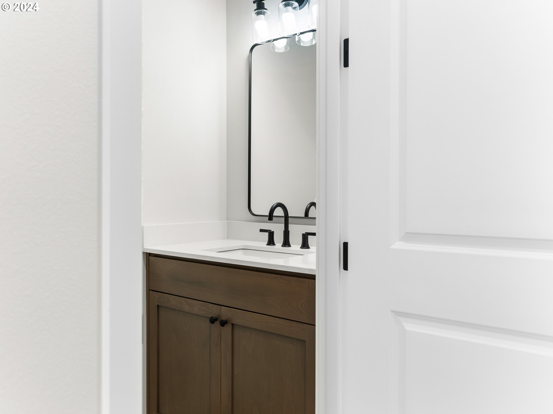 331 SE JETTY AVE, Lincoln City