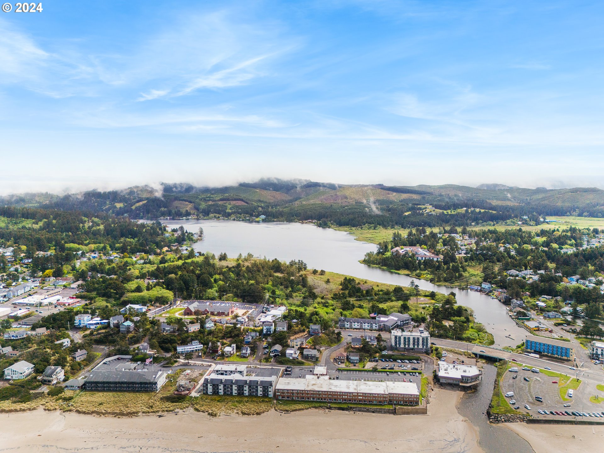 331 SE JETTY AVE, Lincoln City