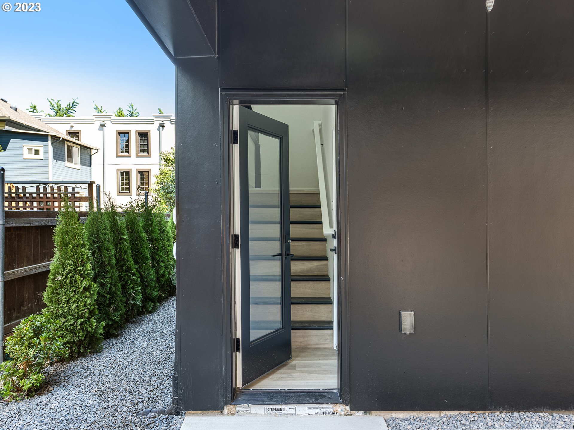 2135 SE 12th AVE, Portland