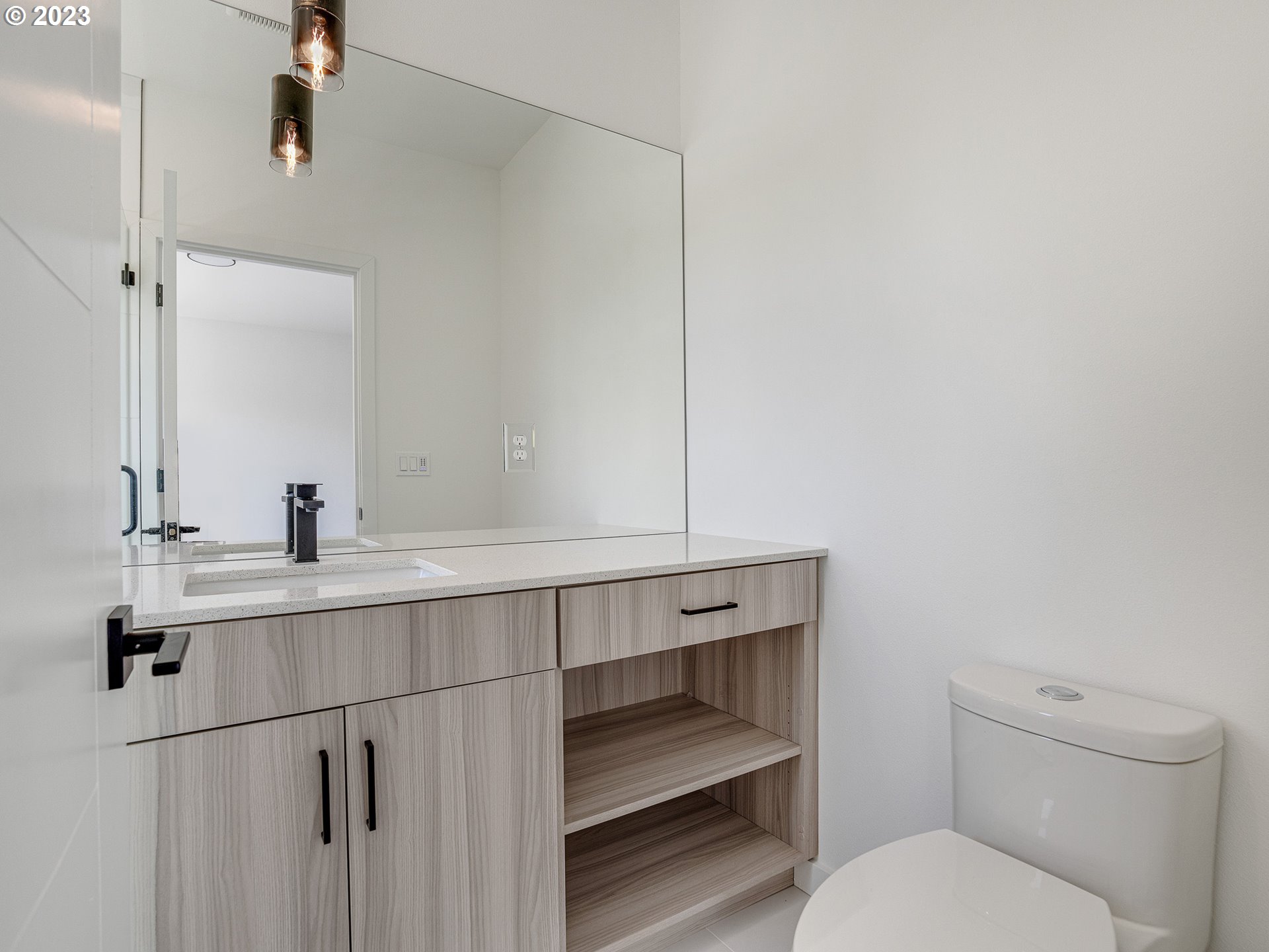 2135 SE 12th AVE, Portland