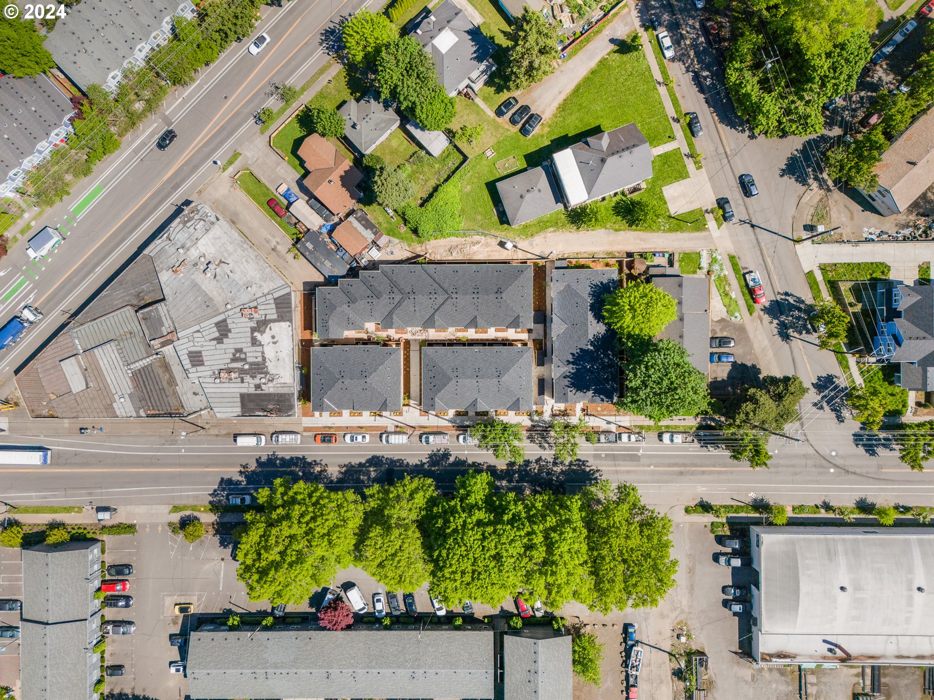 6623 N Fessenden ST 4