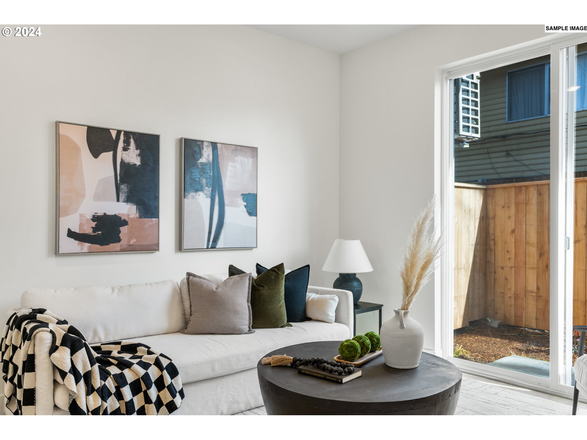 6623 N Fessenden ST 4